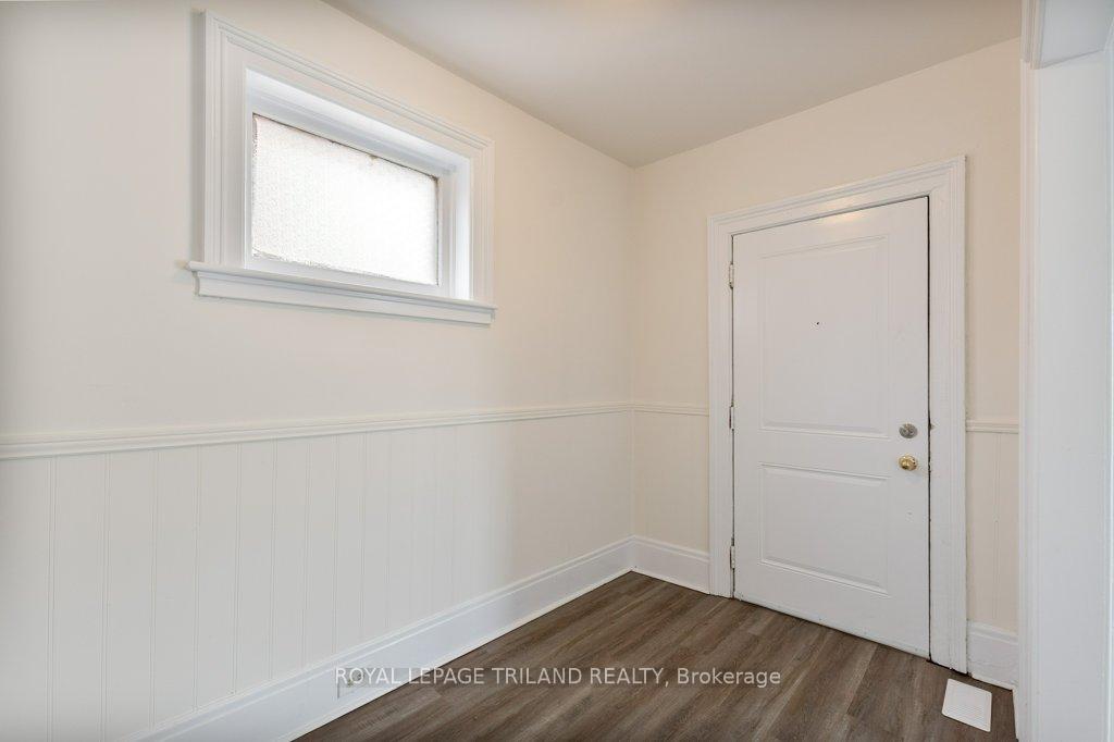 Photo 5 of 29 Inkerman Street, St. Thomas — HOMEH
