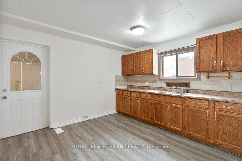 Photo 16 of 29 Inkerman Street, St. Thomas — HOMEH