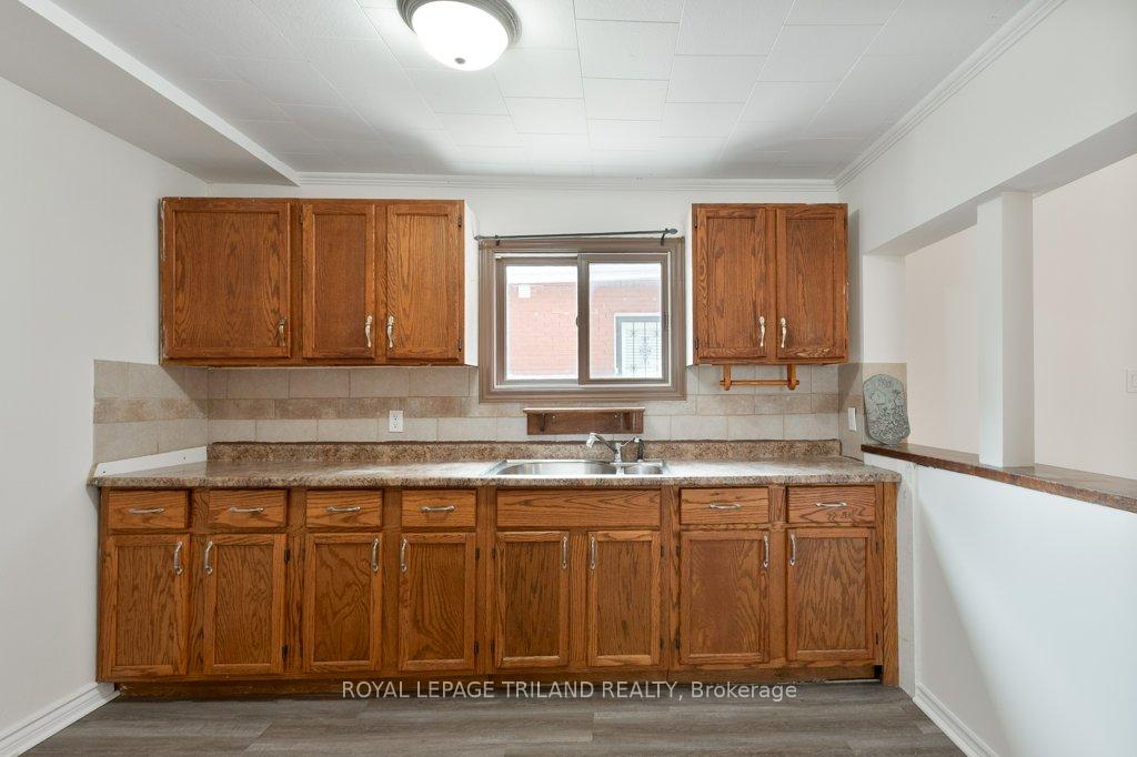Photo 18 of 29 Inkerman Street, St. Thomas — HOMEH