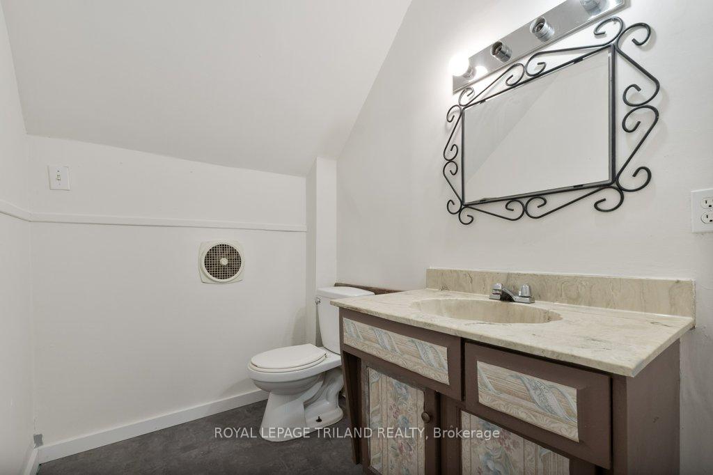 Photo 26 of 29 Inkerman Street, St. Thomas — HOMEH