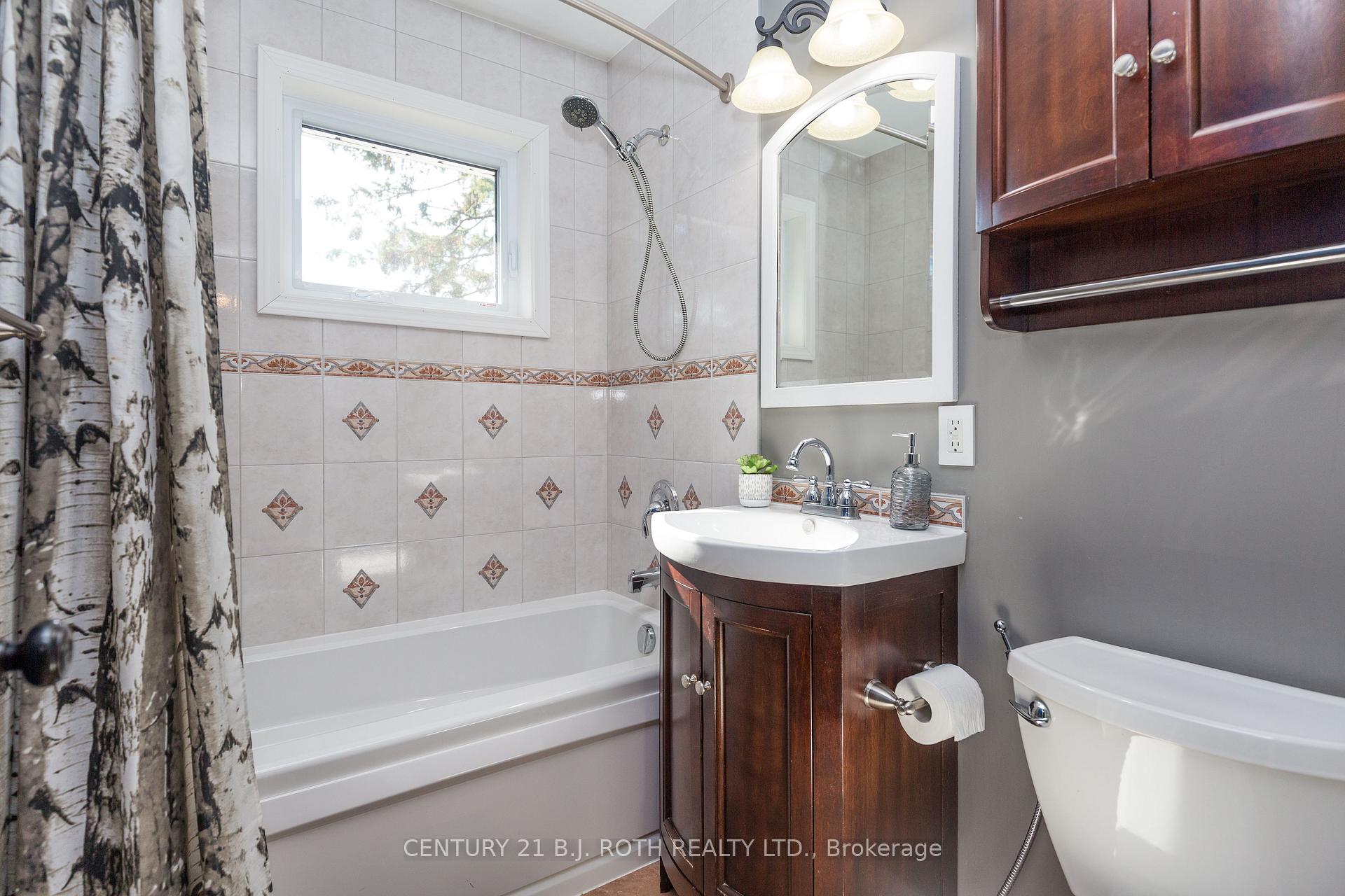 Photo 18 of 17 Finlay Mill Road, Springwater, Midhurst — HOMEH