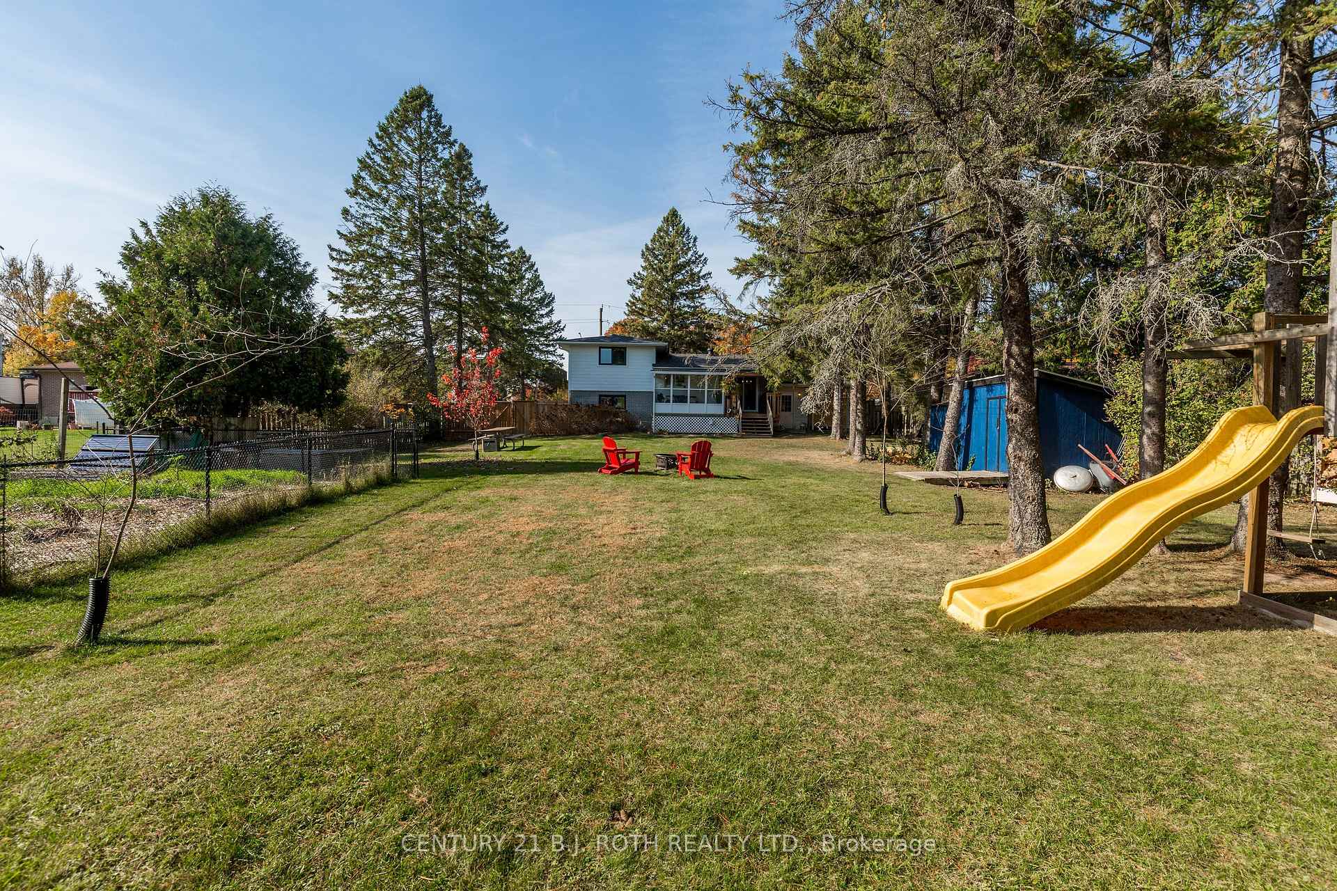 Photo 32 of 17 Finlay Mill Road, Springwater, Midhurst — HOMEH