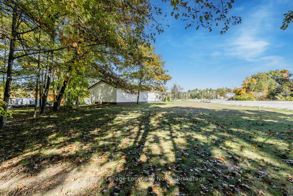 Photo 33 of 5358 Penetanguishene Road, Springwater, Rural Springwater — HOMEH