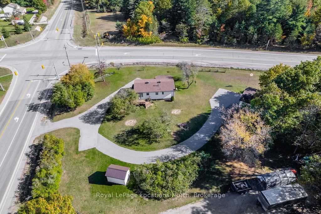 Photo 34 of 5358 Penetanguishene Road, Springwater, Rural Springwater — HOMEH