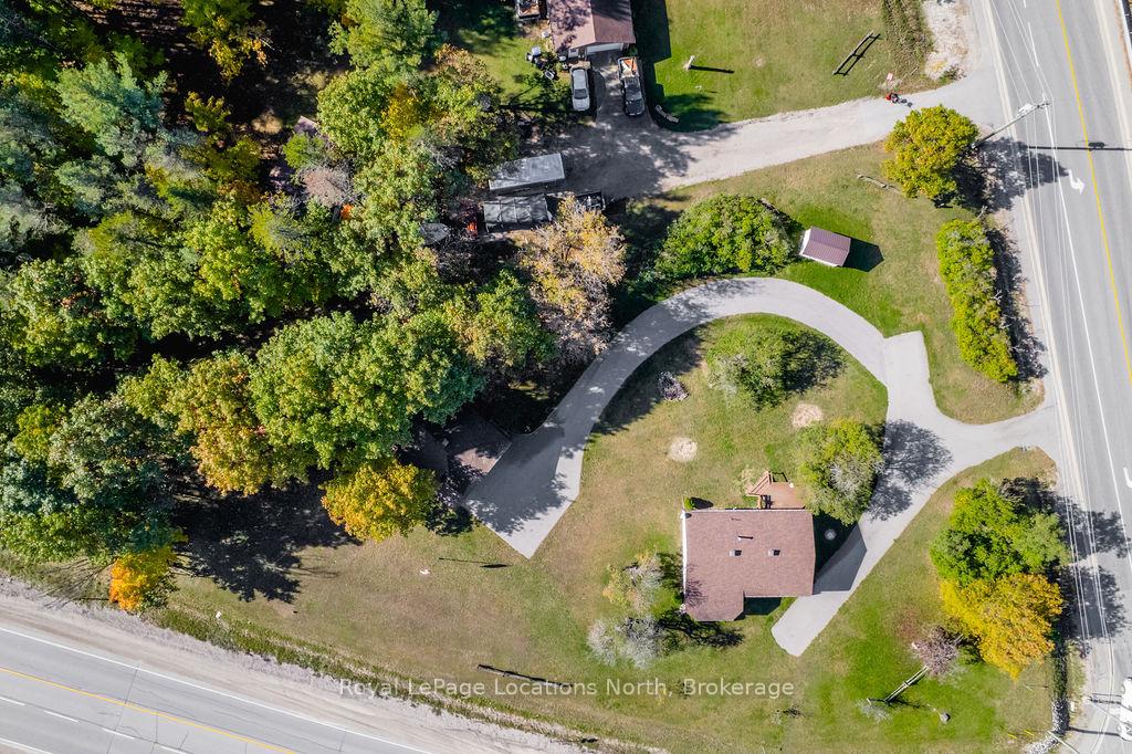 Photo 36 of 5358 Penetanguishene Road, Springwater, Rural Springwater — HOMEH