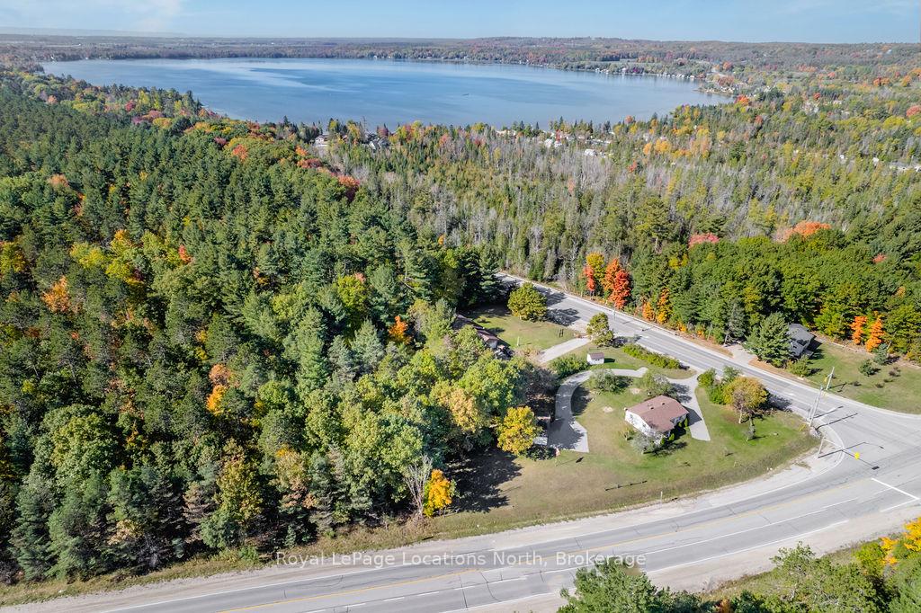 Photo 37 of 5358 Penetanguishene Road, Springwater, Rural Springwater — HOMEH