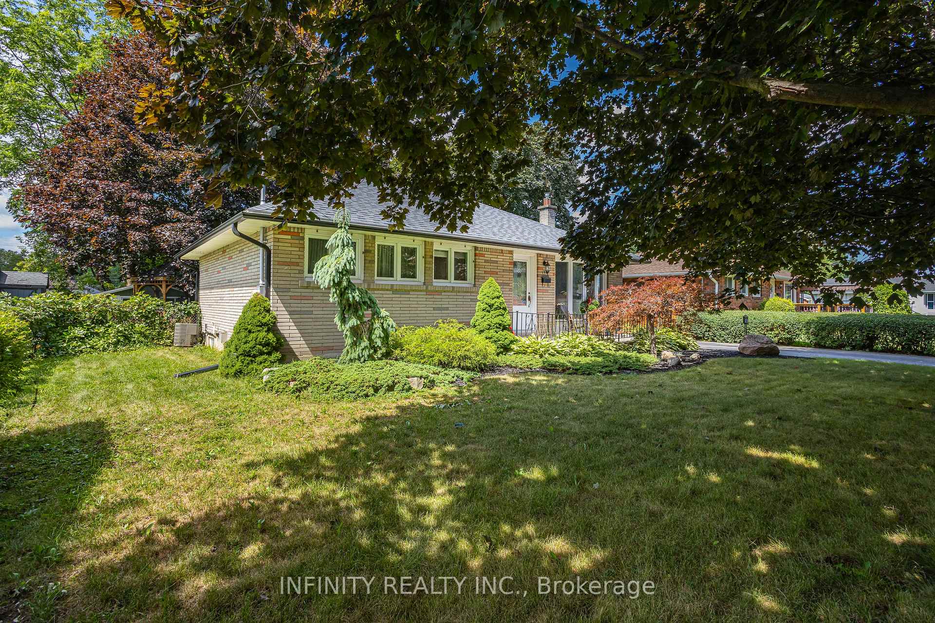 Photo 2 of 190 Inkerman Street, St. Thomas — HOMEH