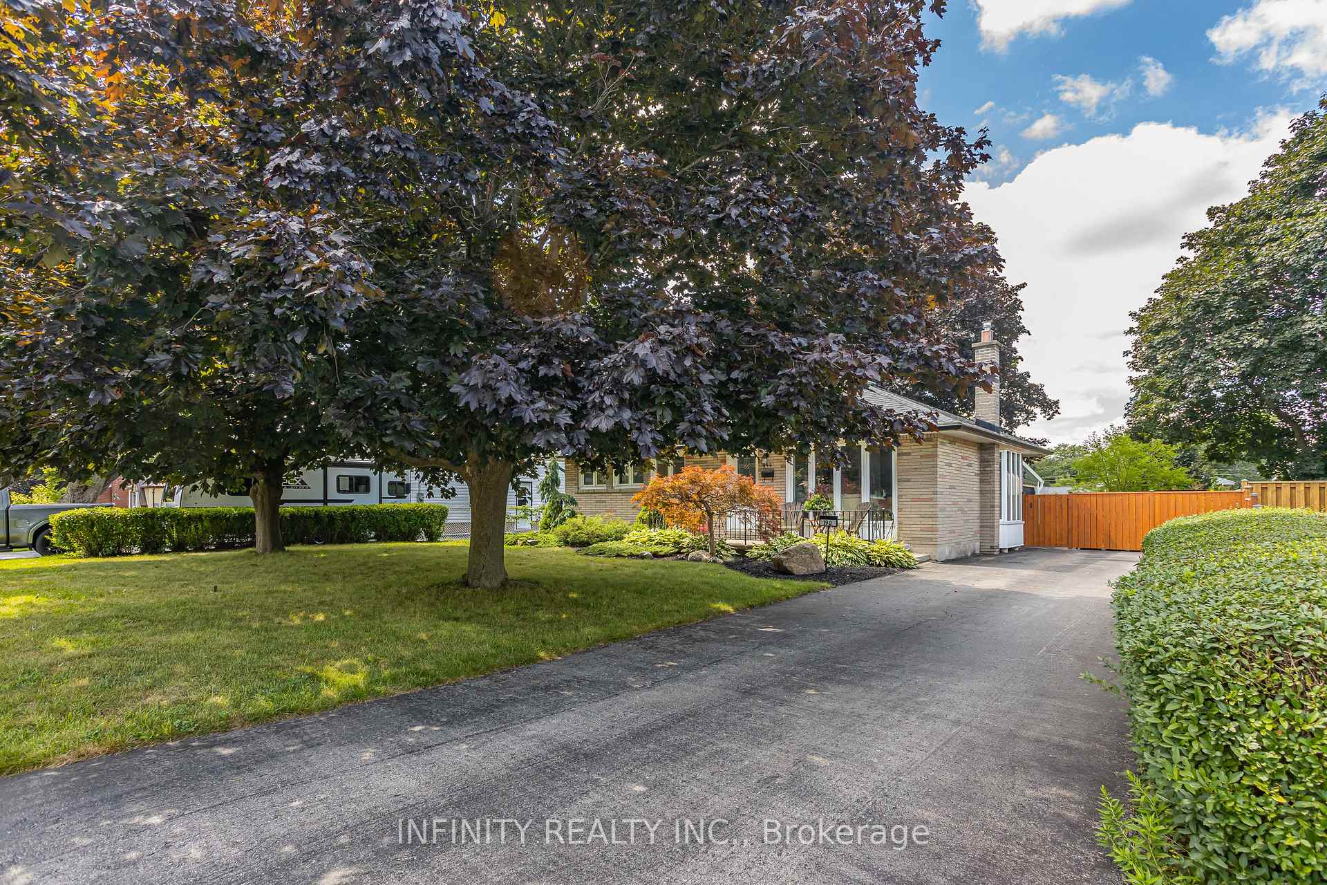 Photo 3 of 190 Inkerman Street, St. Thomas — HOMEH