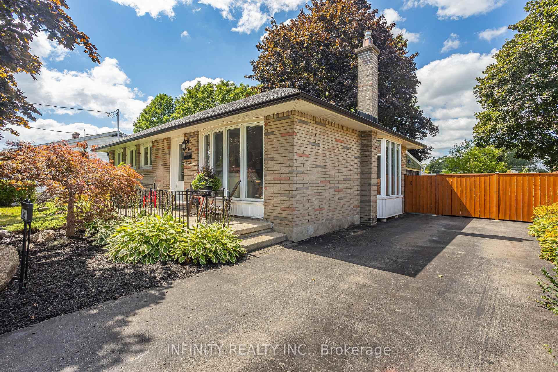 Photo 4 of 190 Inkerman Street, St. Thomas — HOMEH