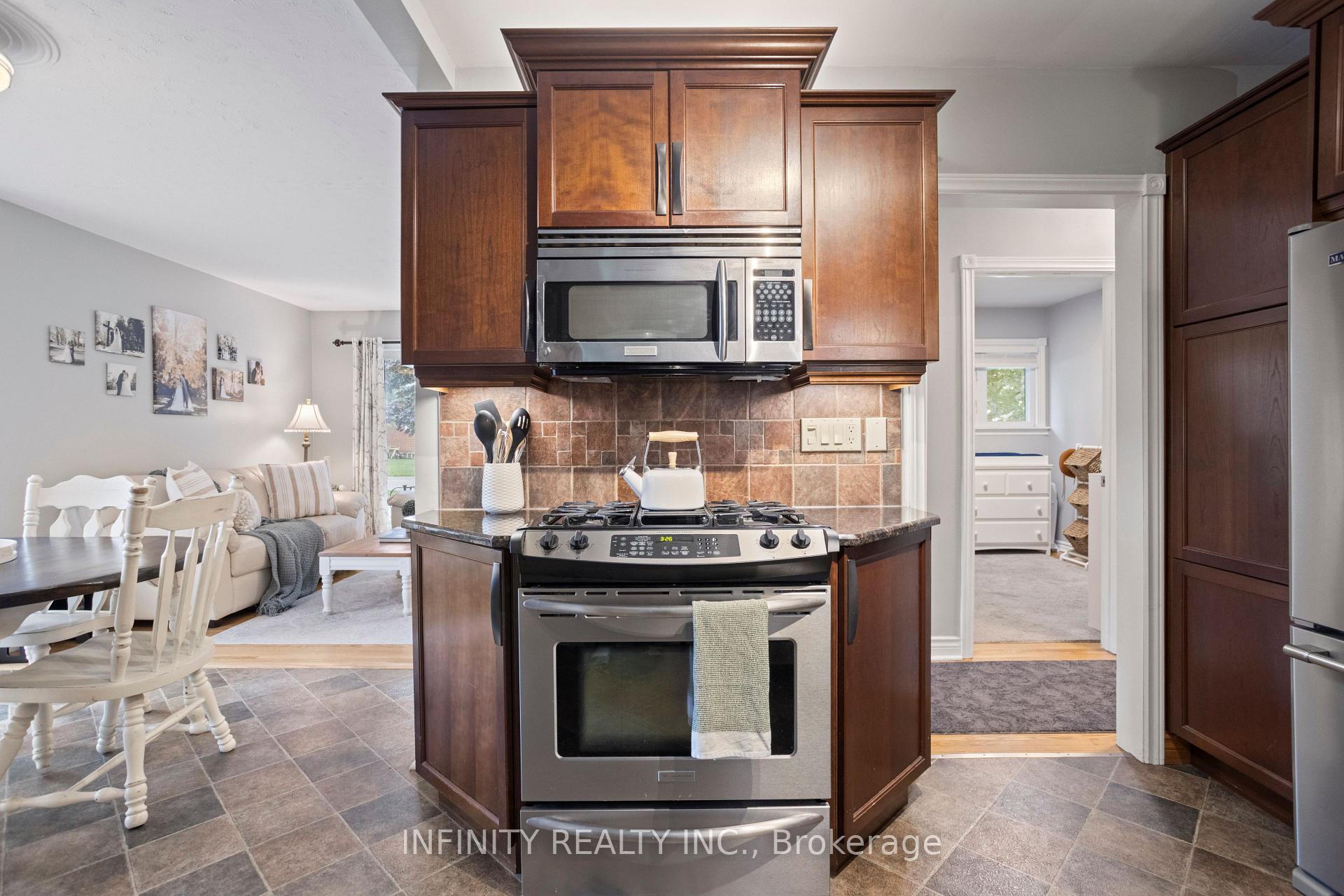 Photo 14 of 190 Inkerman Street, St. Thomas — HOMEH