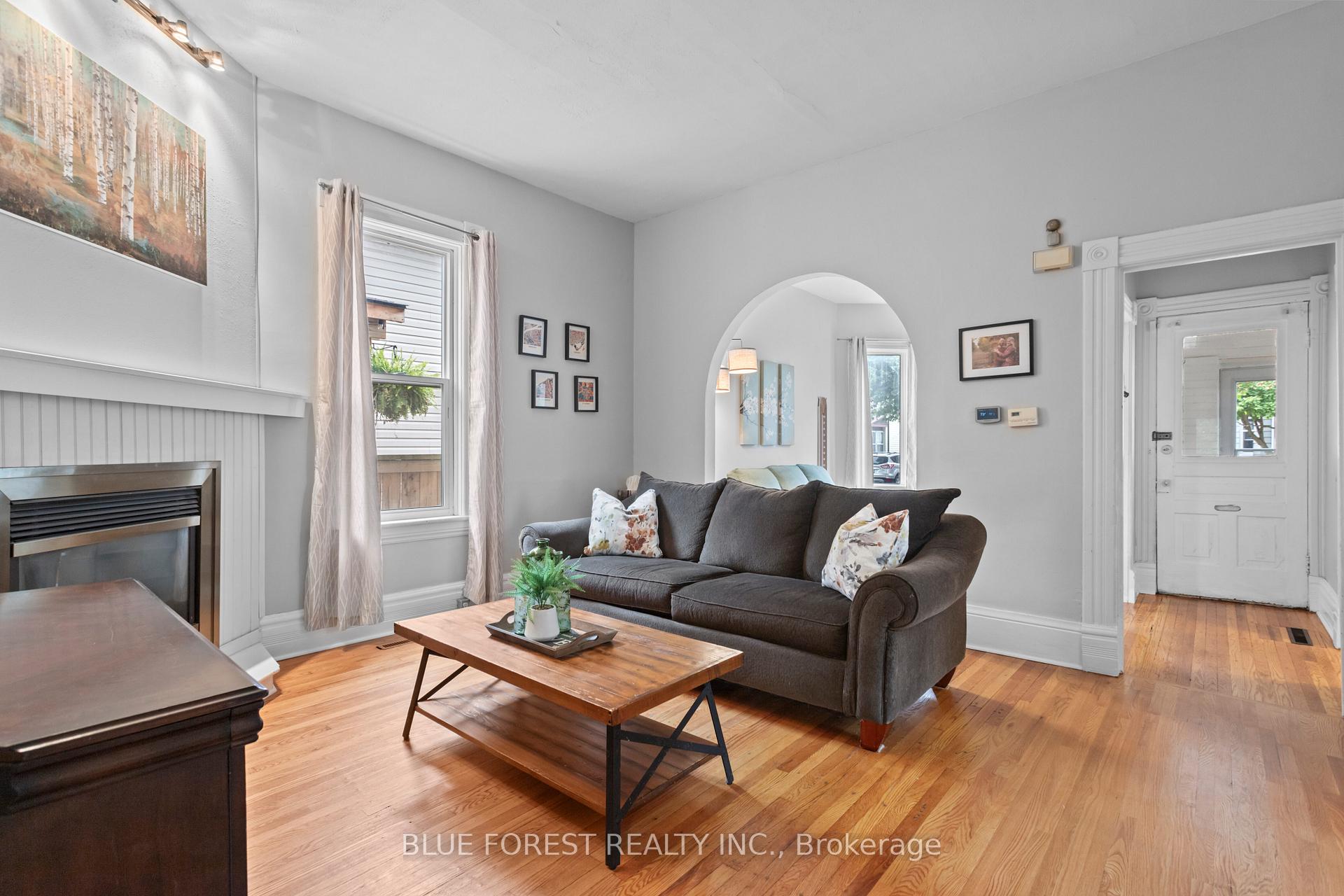 Photo 9 of 94 Manitoba Street, St. Thomas — HOMEH