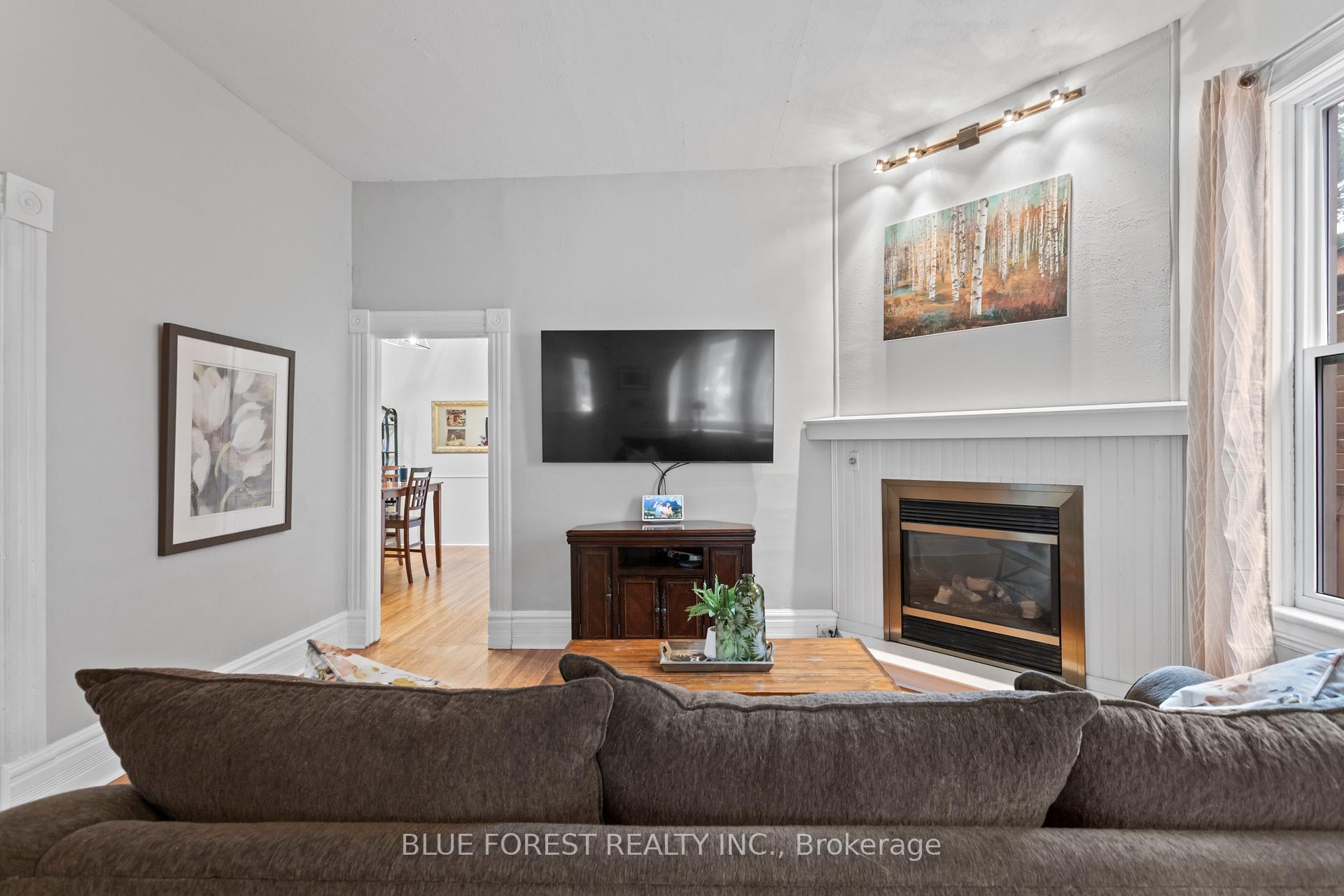 Photo 10 of 94 Manitoba Street, St. Thomas — HOMEH