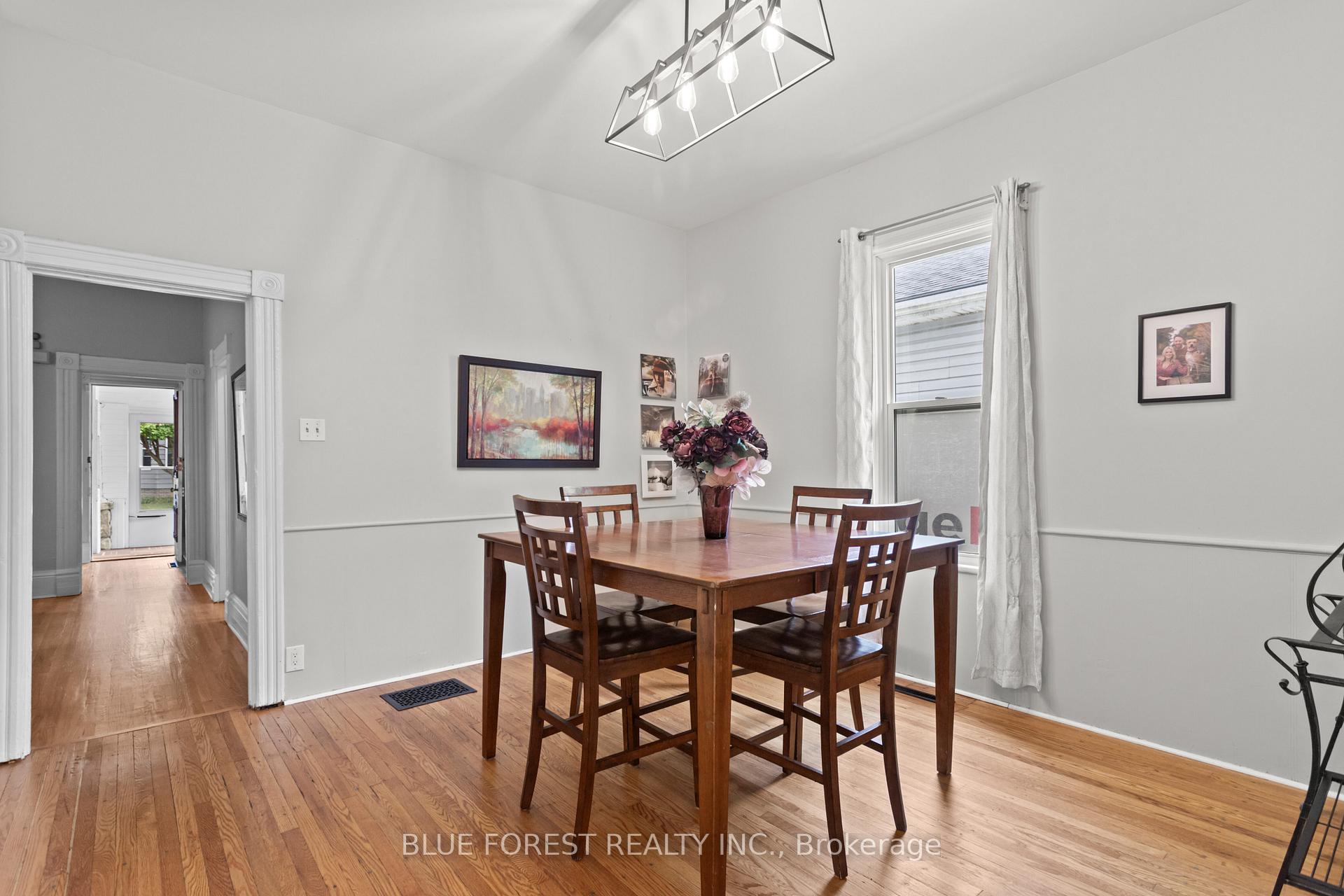 Photo 15 of 94 Manitoba Street, St. Thomas — HOMEH