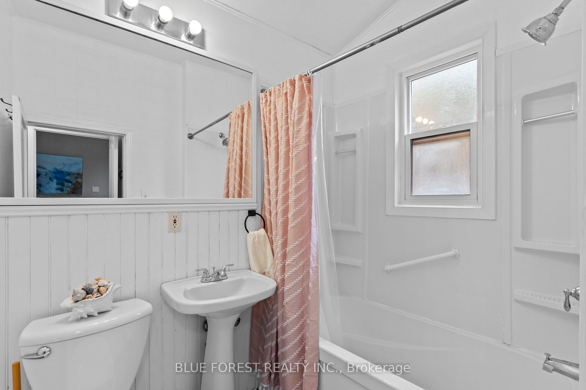 Photo 22 of 94 Manitoba Street, St. Thomas — HOMEH