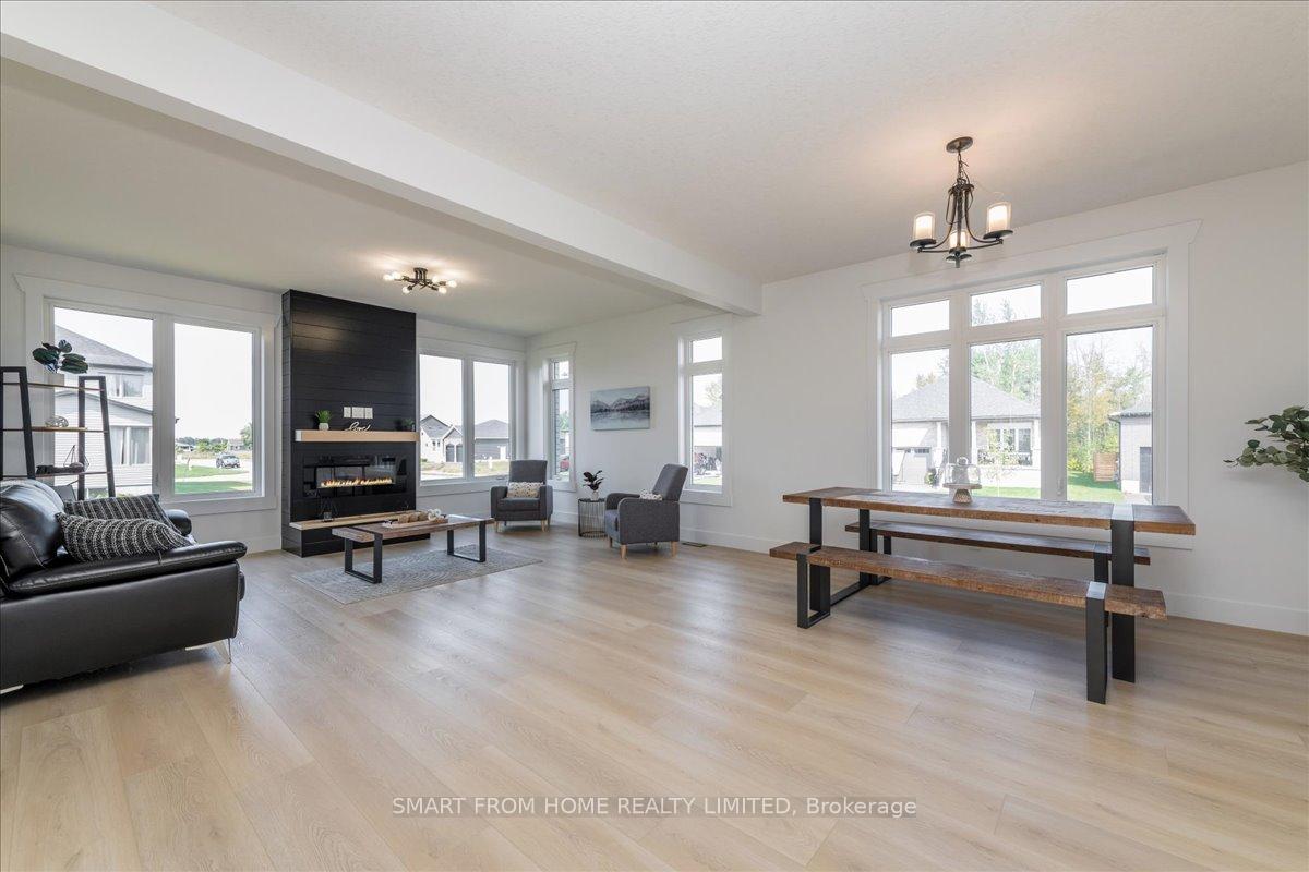 Photo 7 of 64 Allenwood Road, Springwater, Elmvale — HOMEH