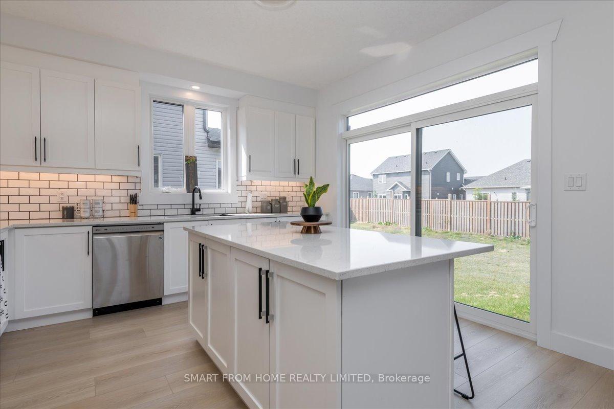 Photo 14 of 64 Allenwood Road, Springwater, Elmvale — HOMEH