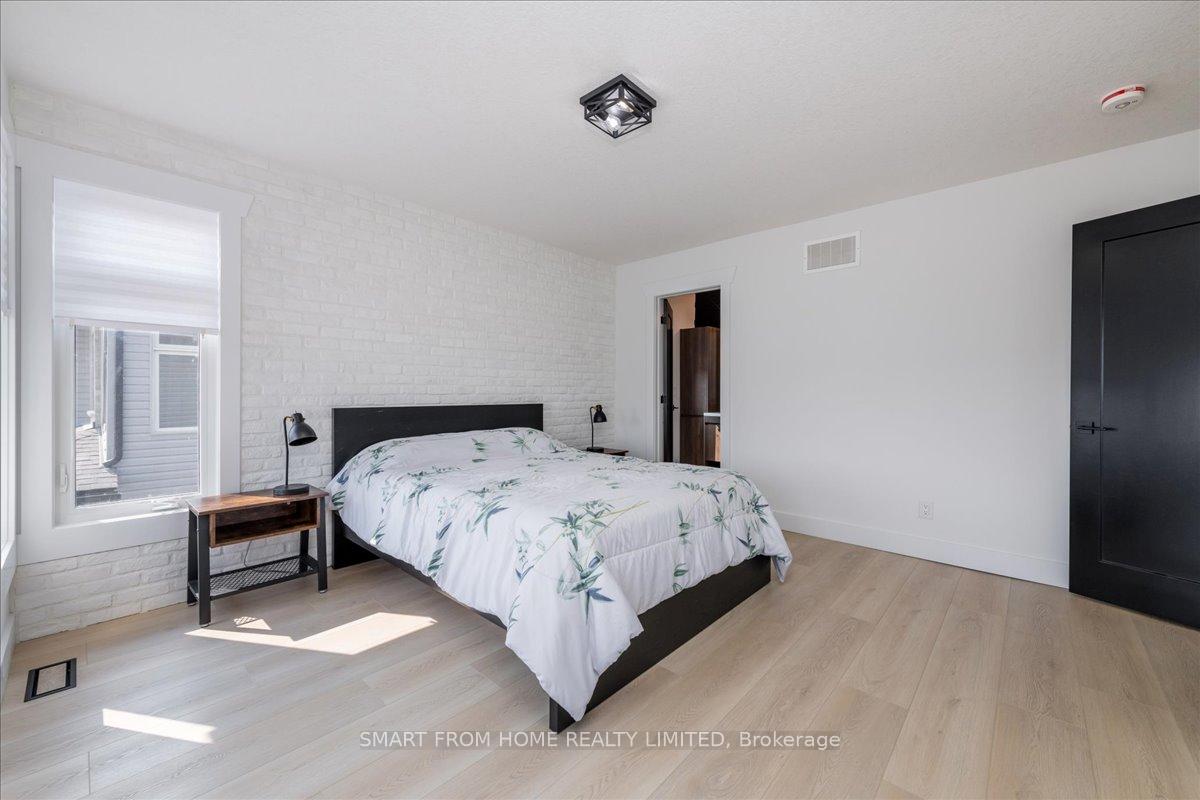 Photo 23 of 64 Allenwood Road, Springwater, Elmvale — HOMEH