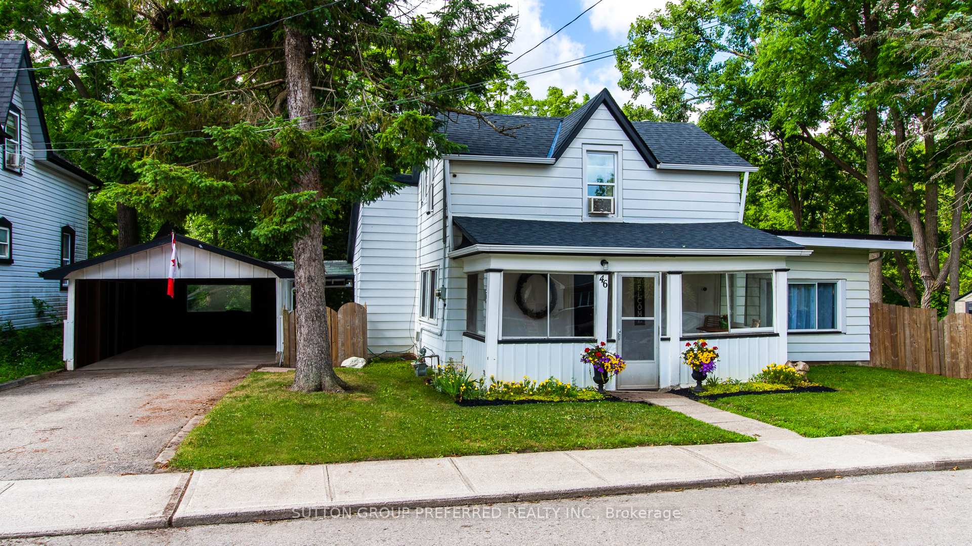 Front of 46 Owaissa Street