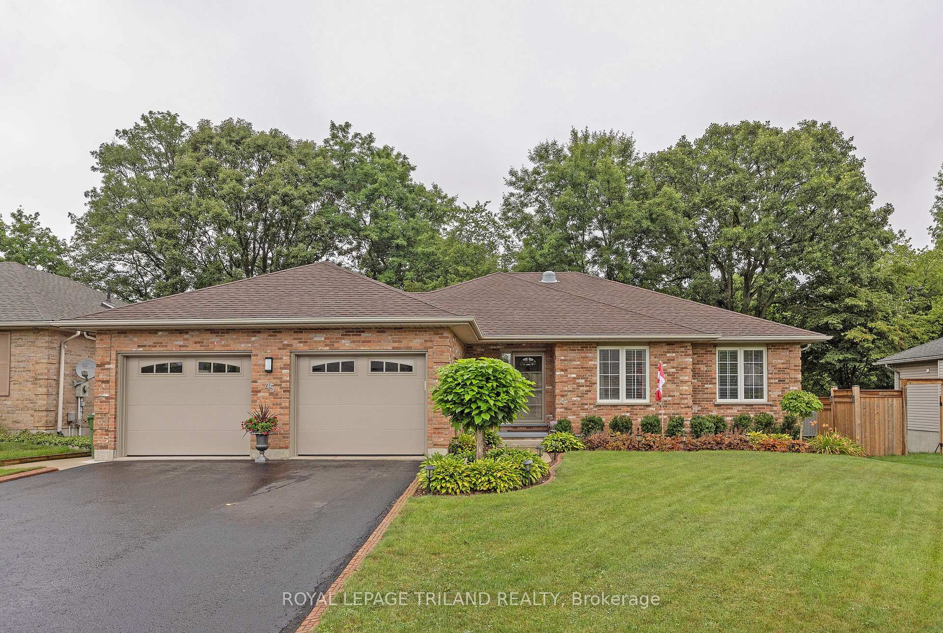 Photo 1 of 45 Mc Gregor Court, St. Thomas — HOMEH
