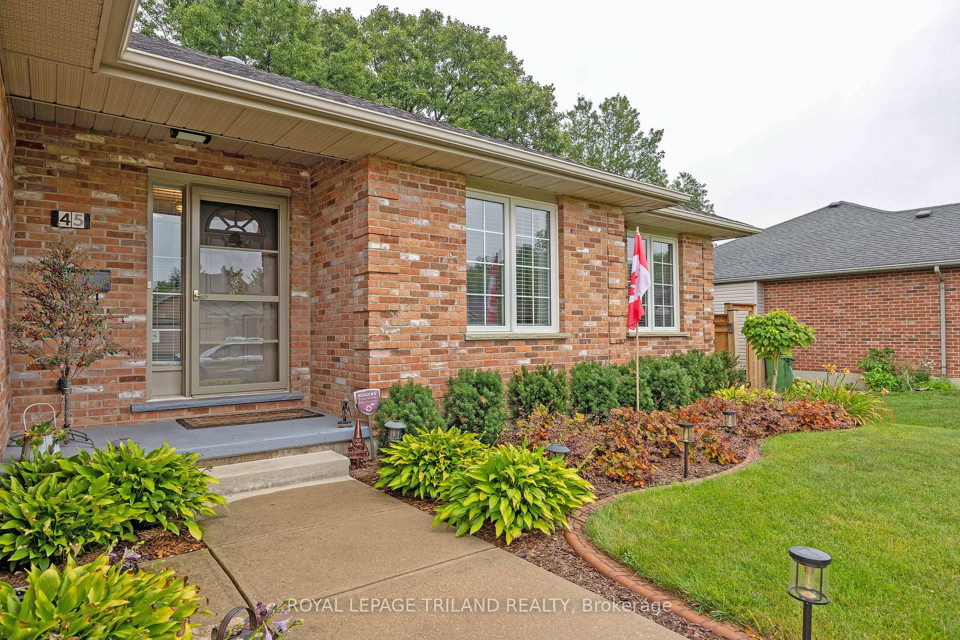 Photo 3 of 45 Mc Gregor Court, St. Thomas — HOMEH