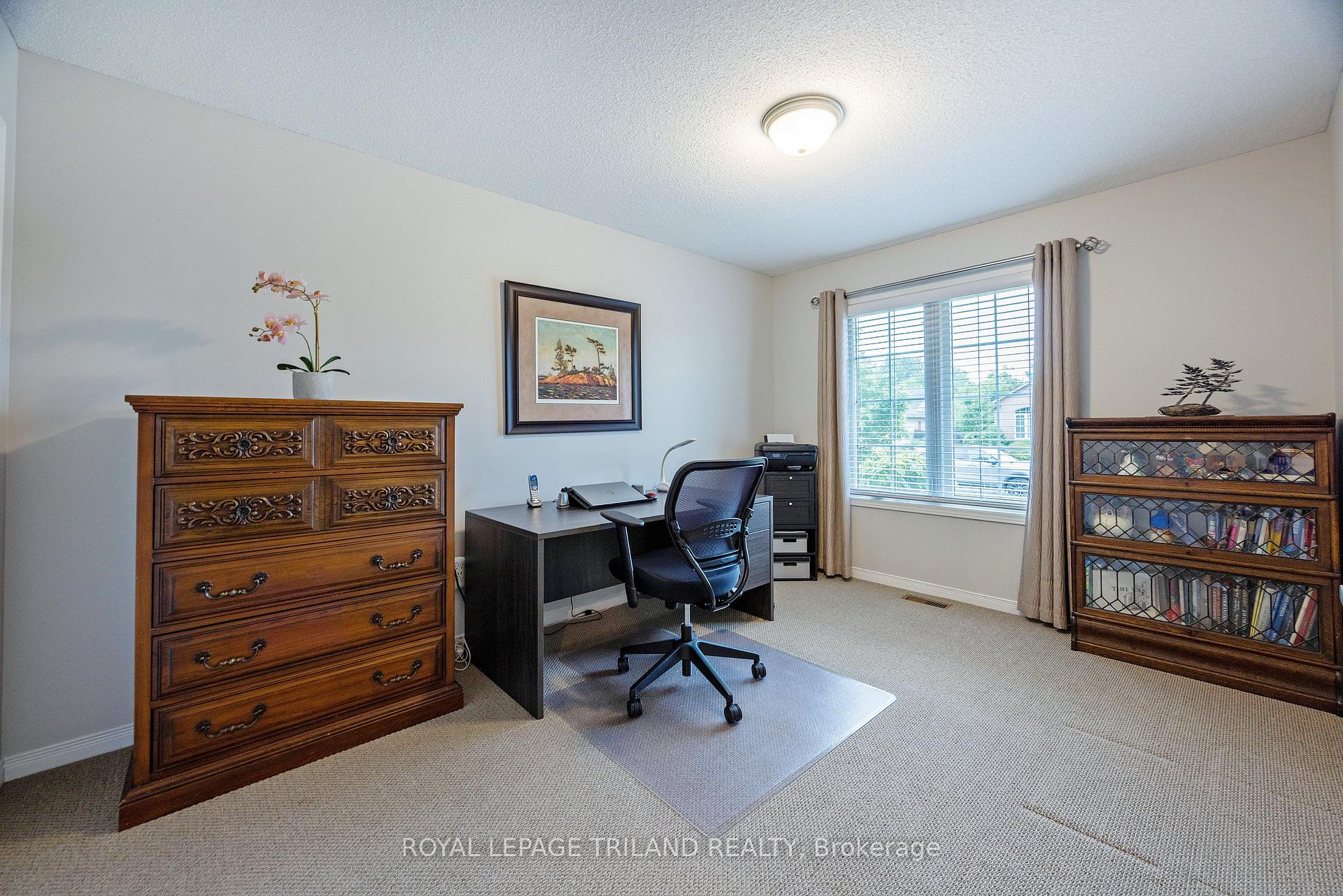 Photo 9 of 45 Mc Gregor Court, St. Thomas — HOMEH