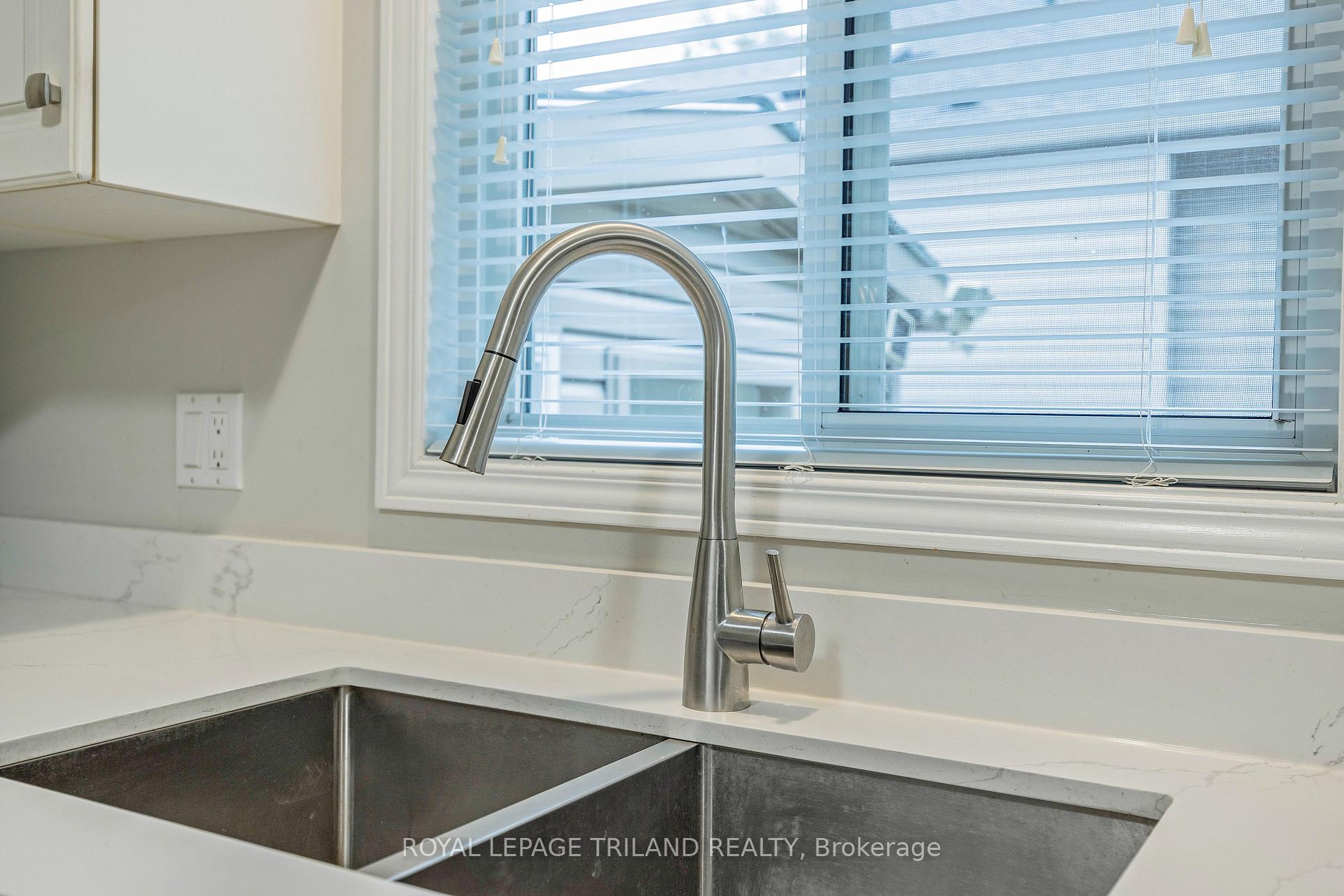 Photo 23 of 45 Mc Gregor Court, St. Thomas — HOMEH