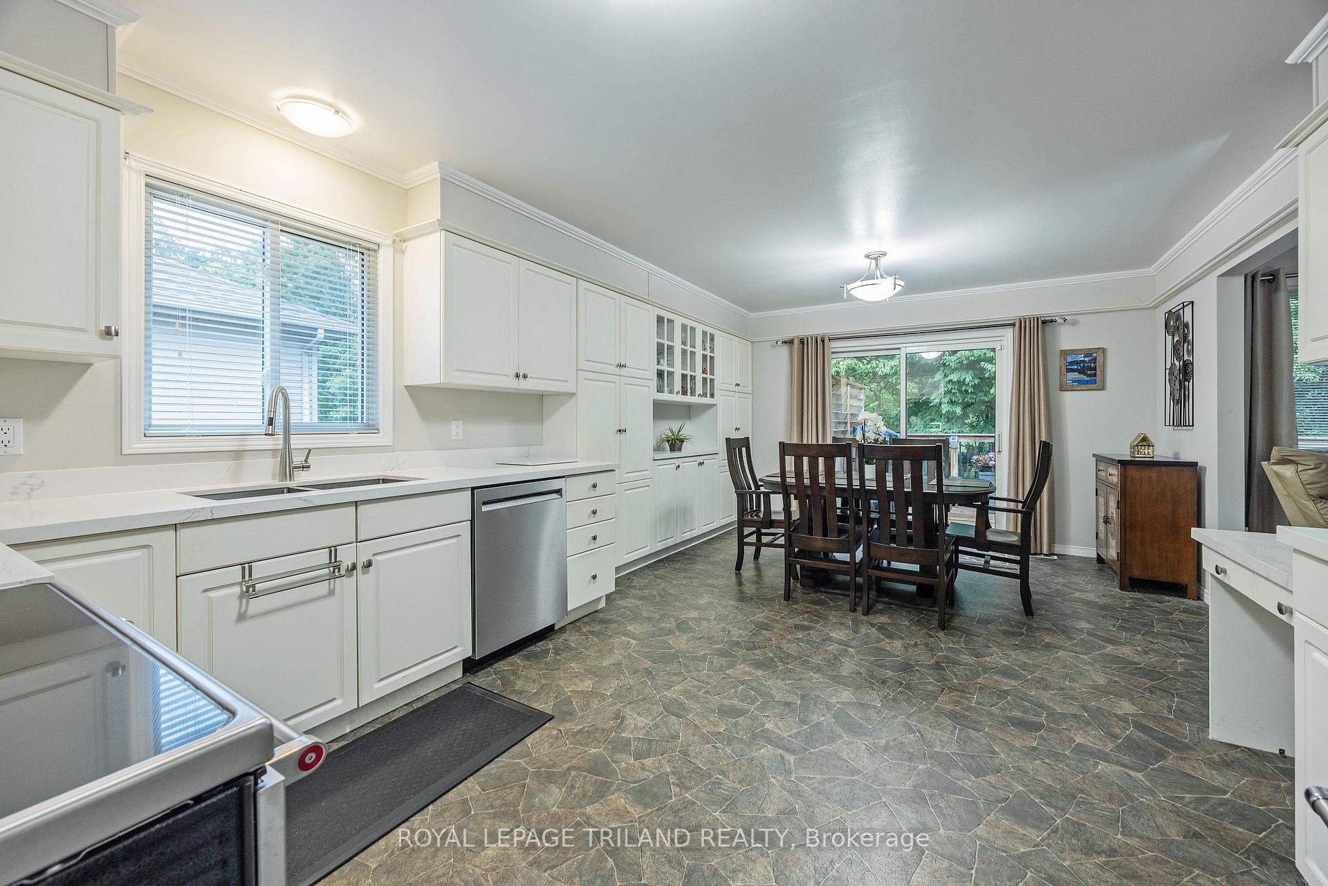 Photo 25 of 45 Mc Gregor Court, St. Thomas — HOMEH