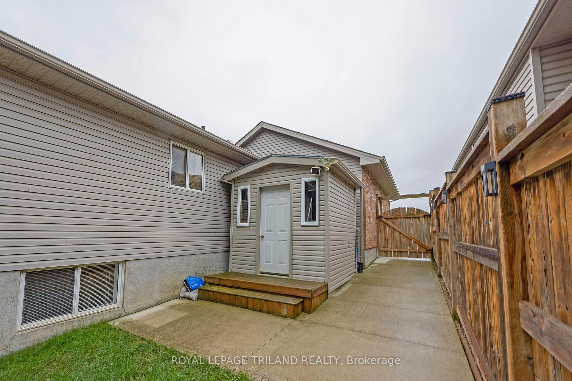 Photo 40 of 45 Mc Gregor Court, St. Thomas — HOMEH
