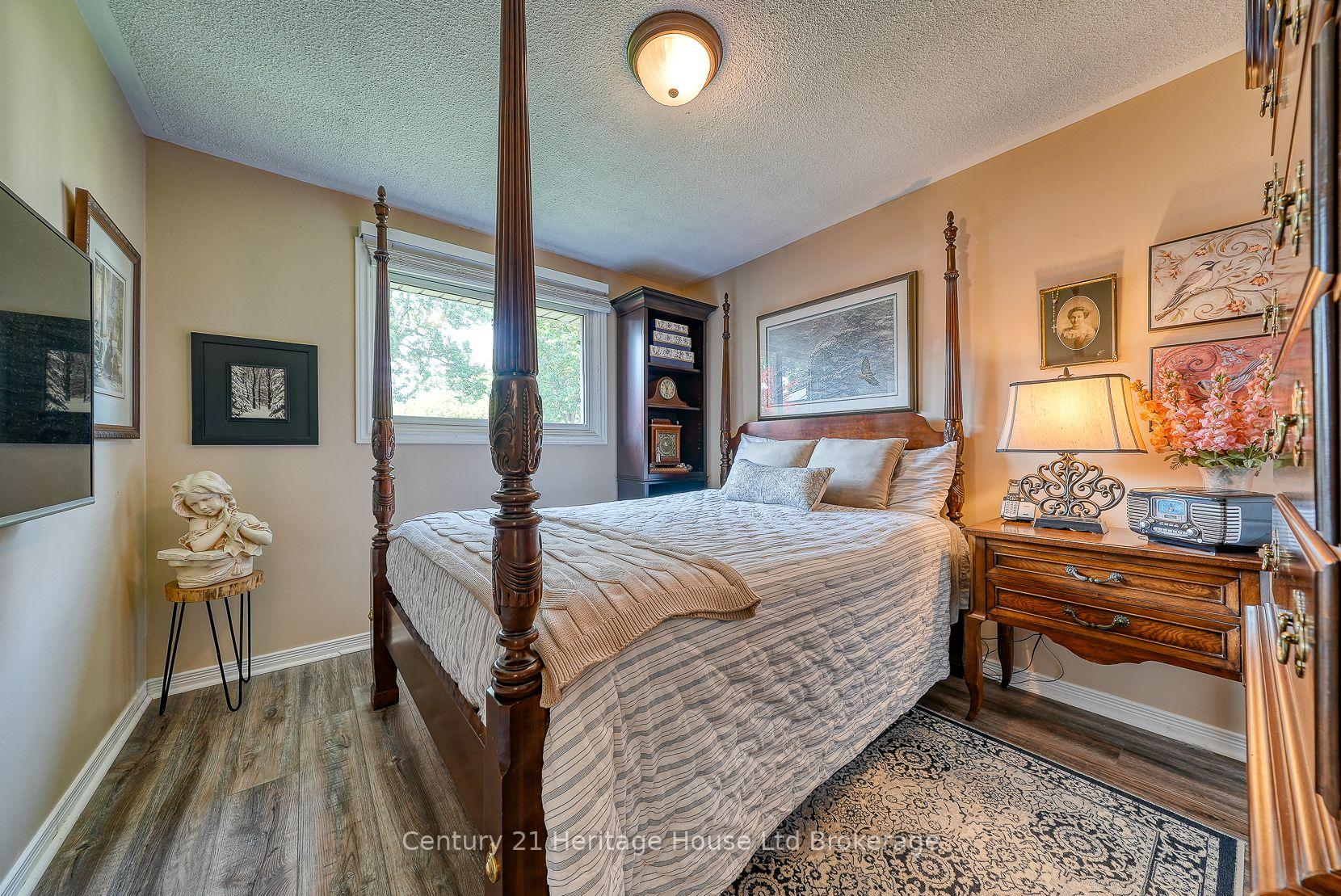 Photo 19 of 12 Steele Street, St. Thomas — HOMEH