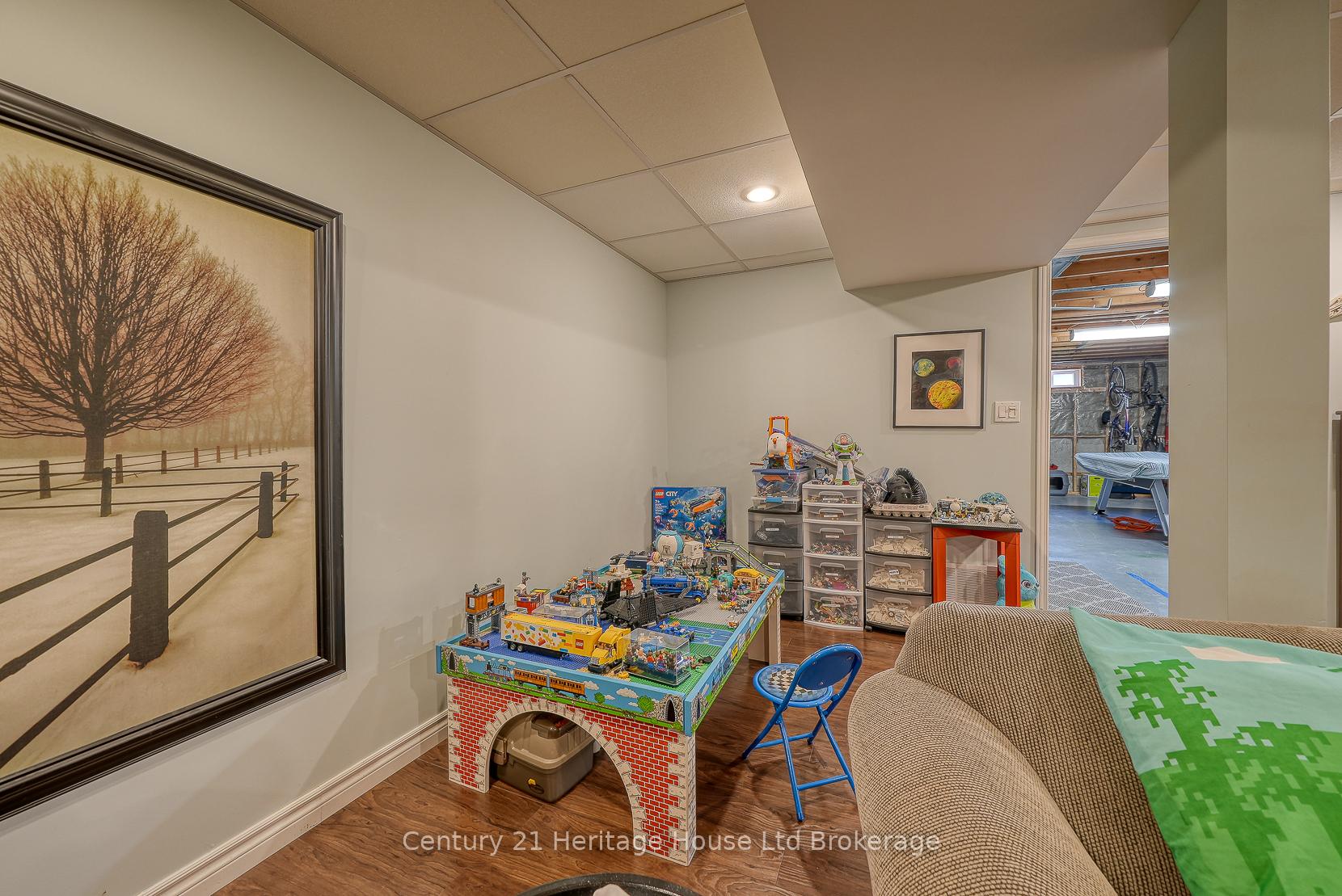 Photo 26 of 12 Steele Street, St. Thomas — HOMEH