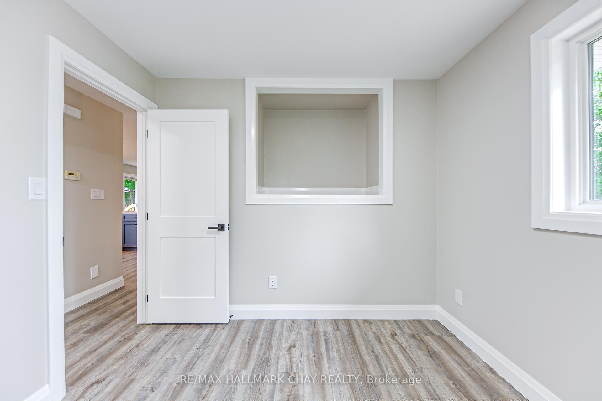Photo 15 of 622 Scarlett Line, Springwater, Rural Springwater — HOMEH