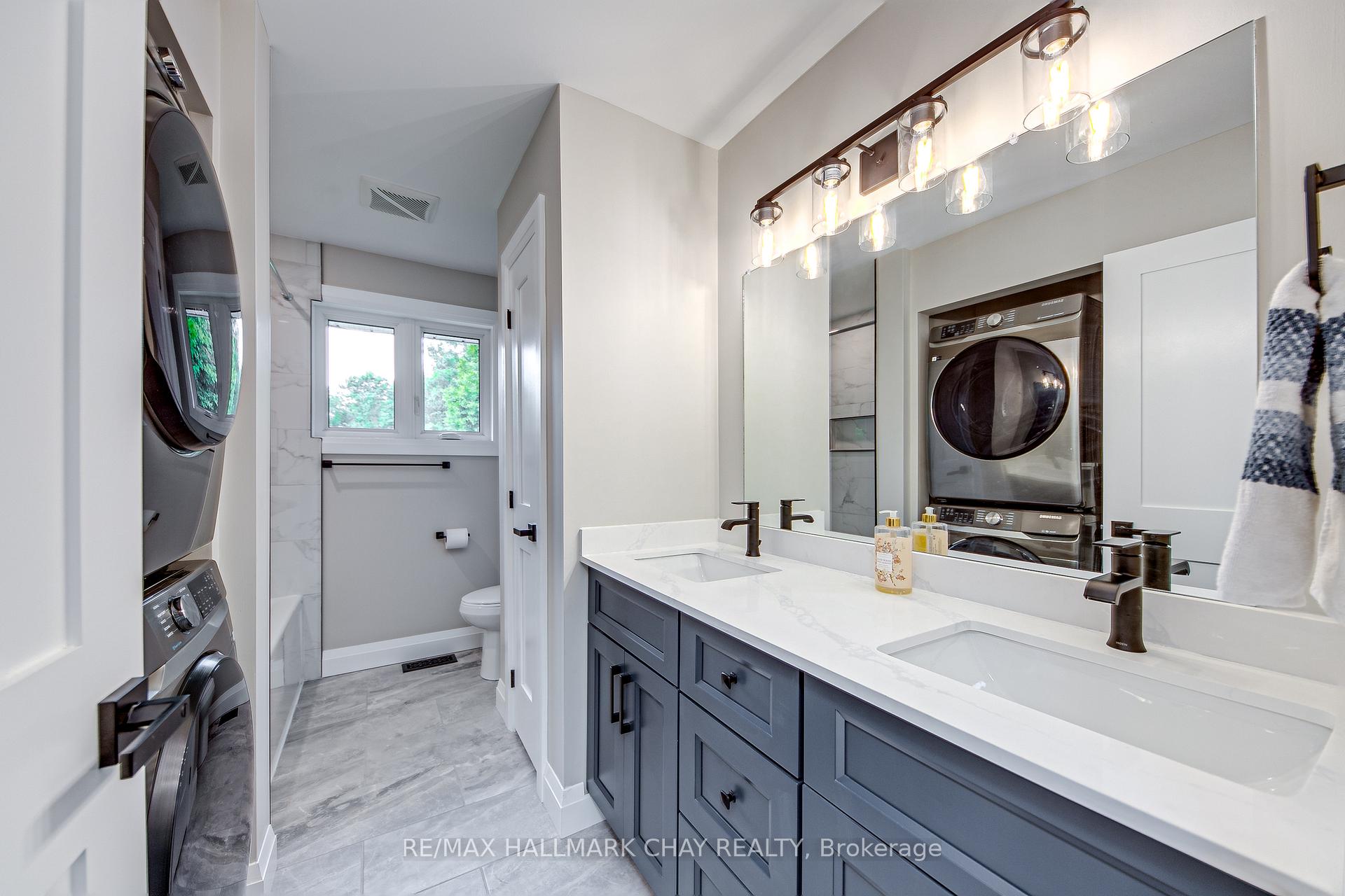 Photo 20 of 622 Scarlett Line, Springwater, Rural Springwater — HOMEH