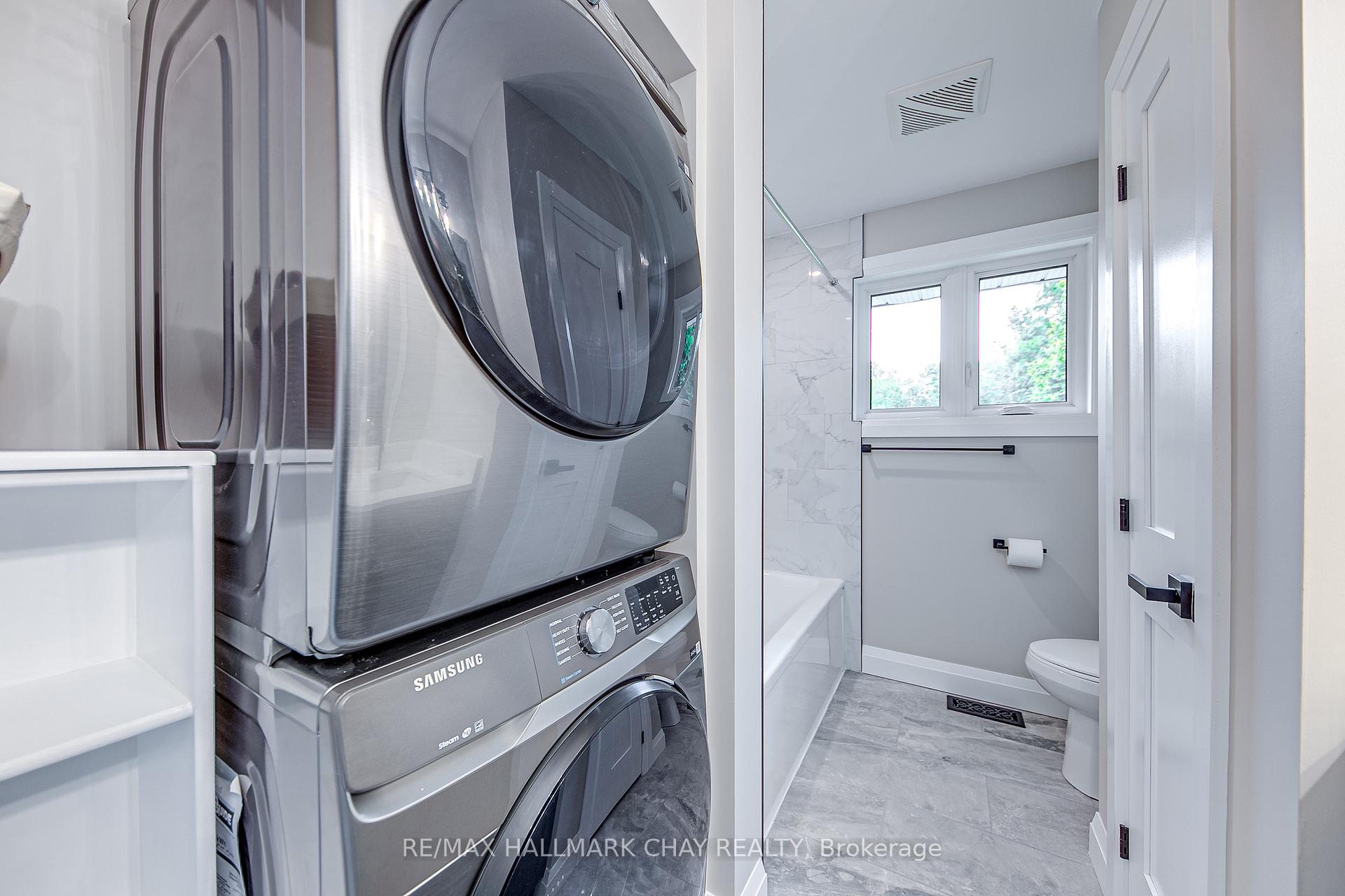 Photo 21 of 622 Scarlett Line, Springwater, Rural Springwater — HOMEH