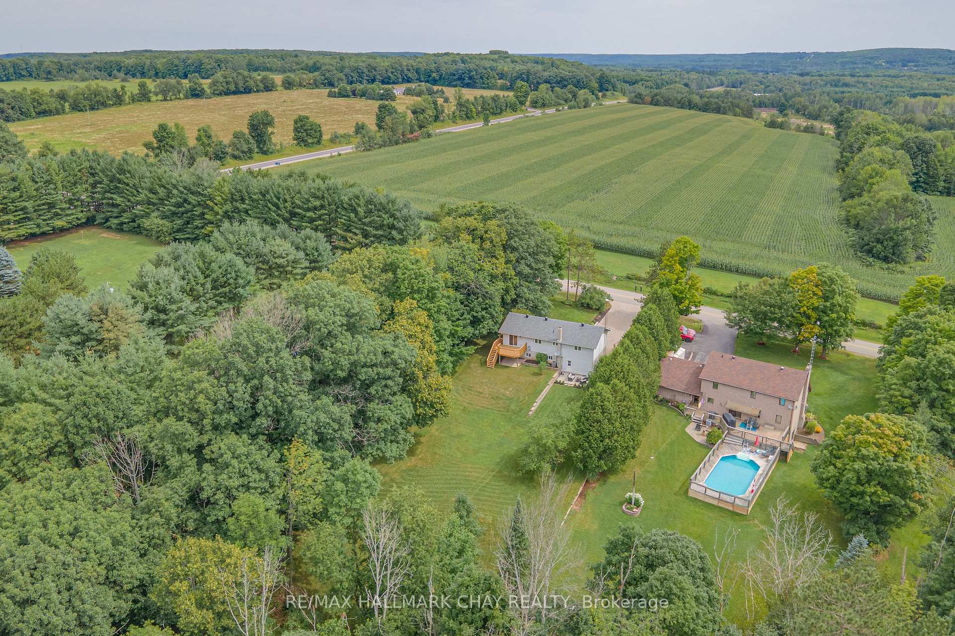 Photo 38 of 622 Scarlett Line, Springwater, Rural Springwater — HOMEH