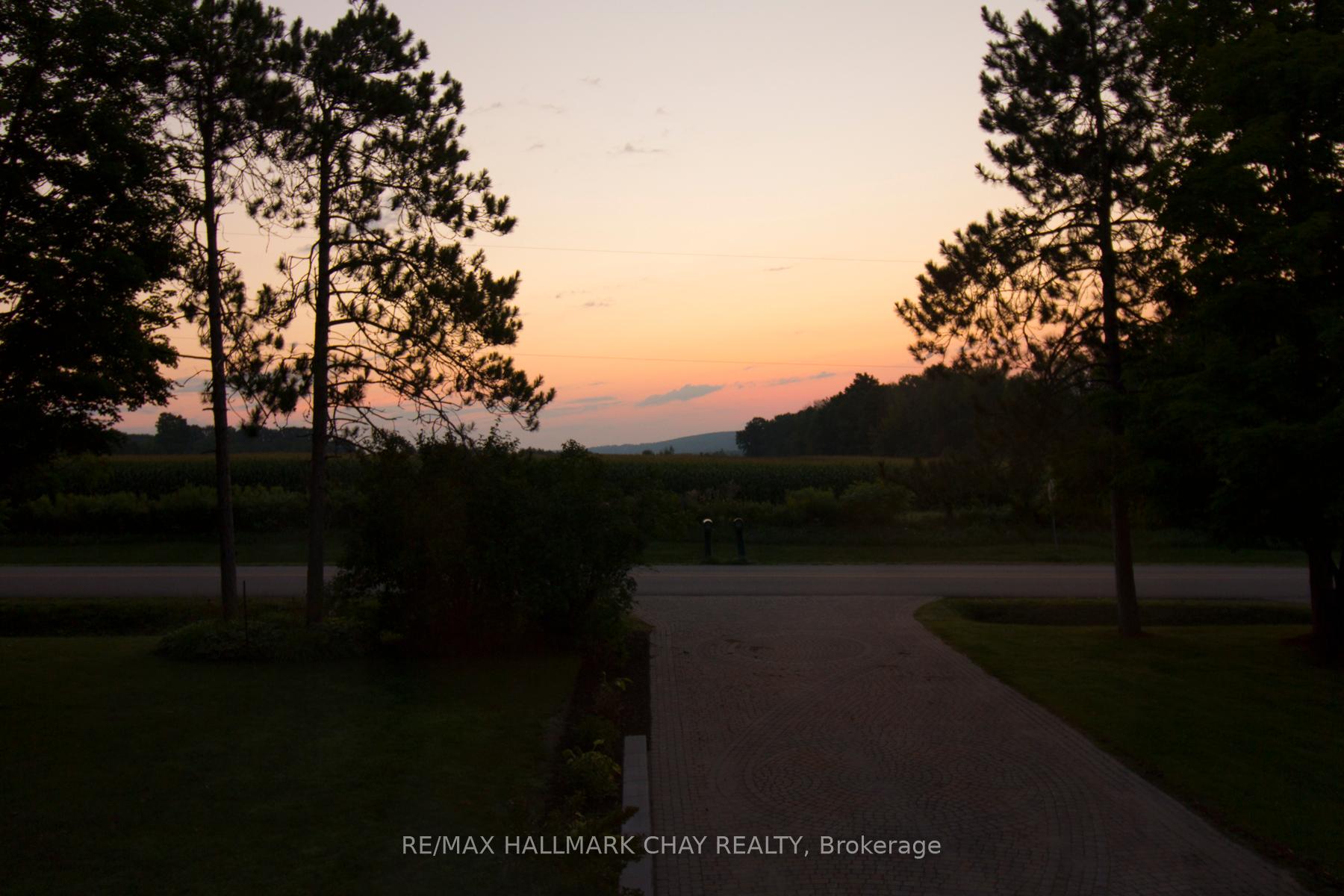 Photo 44 of 622 Scarlett Line, Springwater, Rural Springwater — HOMEH