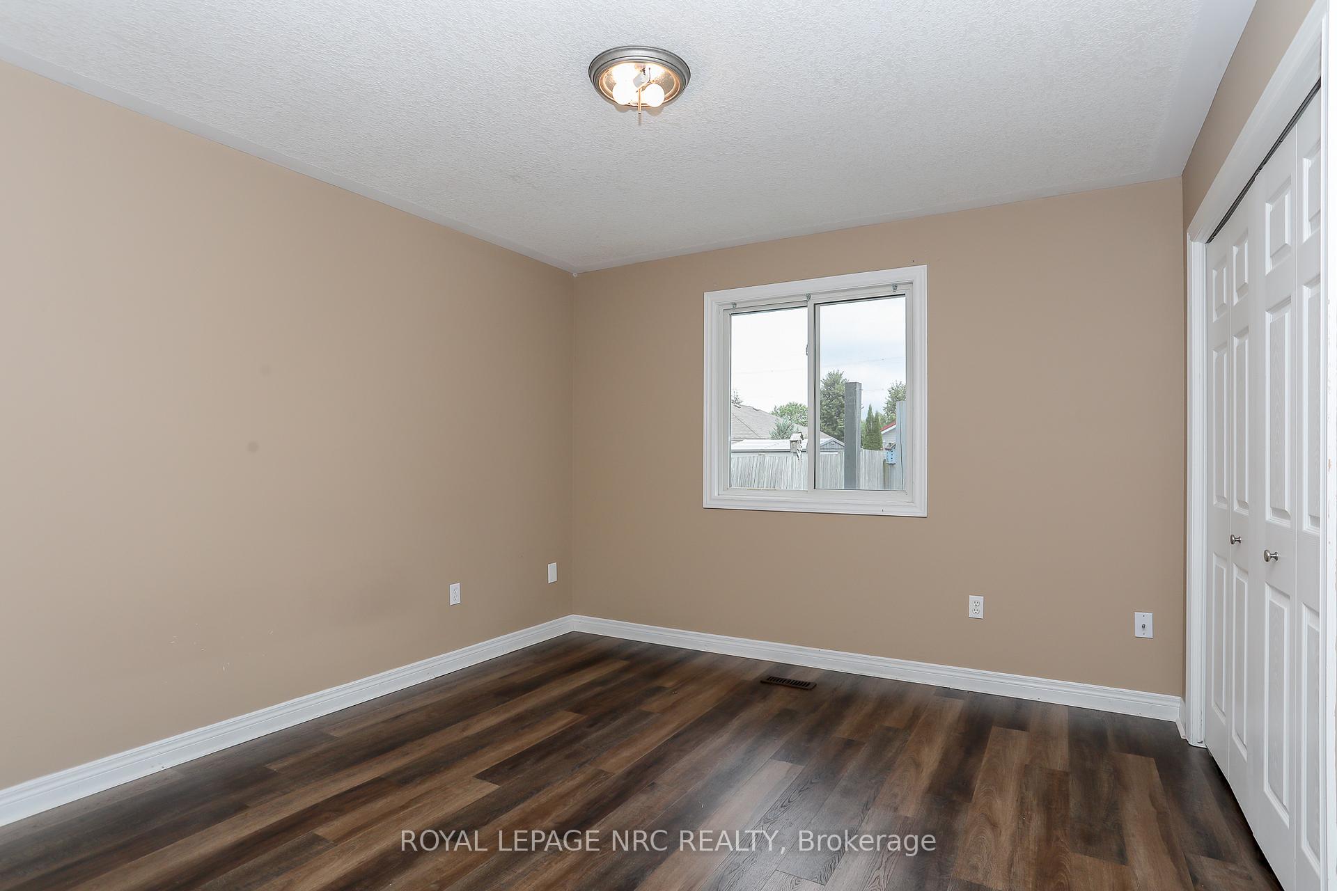 Photo 14 of 11 Goldenrod Court, St. Thomas — HOMEH