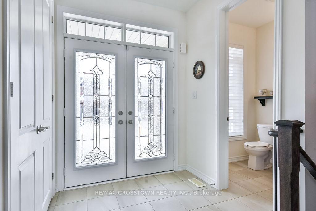 Photo 8 of 3 Samuel Crescent, Springwater, Centre Vespra — HOMEH