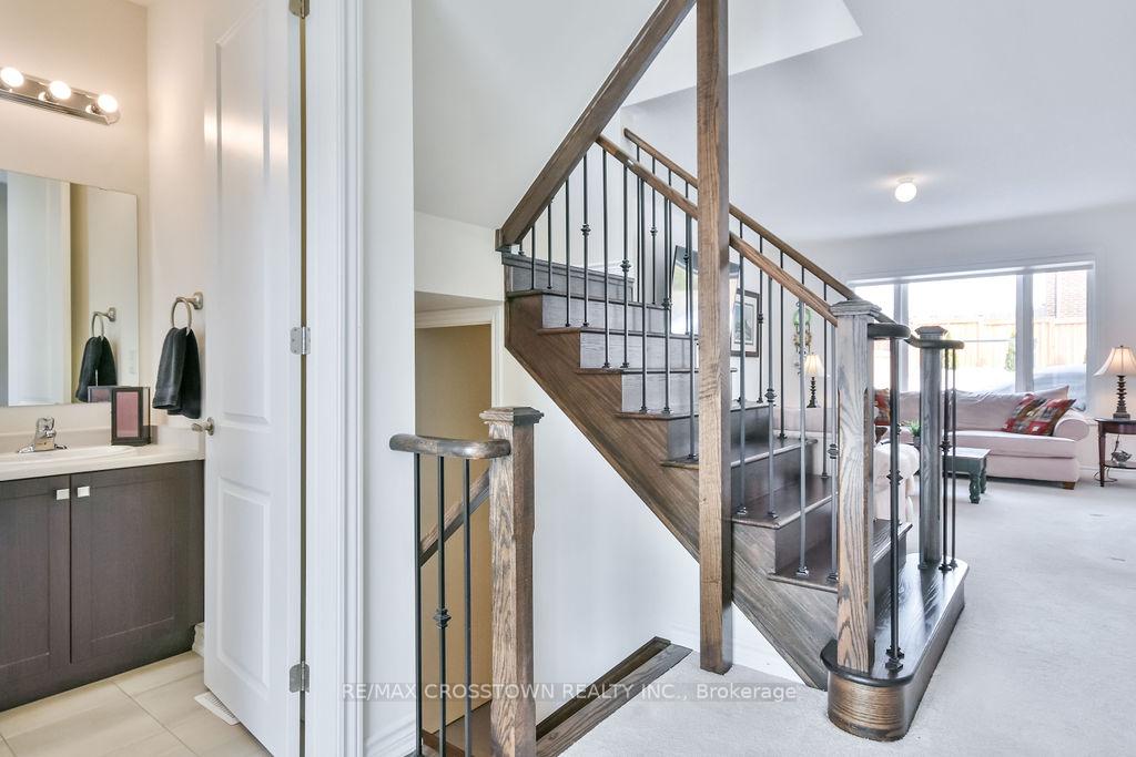 Photo 11 of 3 Samuel Crescent, Springwater, Centre Vespra — HOMEH