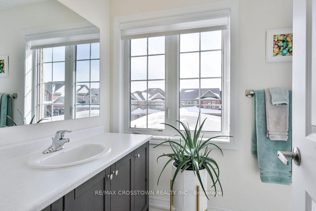 Photo 28 of 3 Samuel Crescent, Springwater, Centre Vespra — HOMEH
