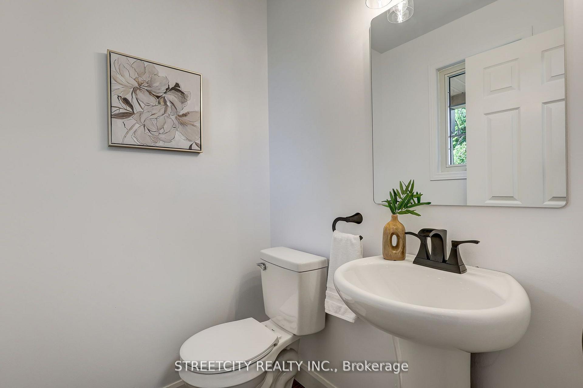 Photo 18 of 25 Axford Parkway, St. Thomas — HOMEH