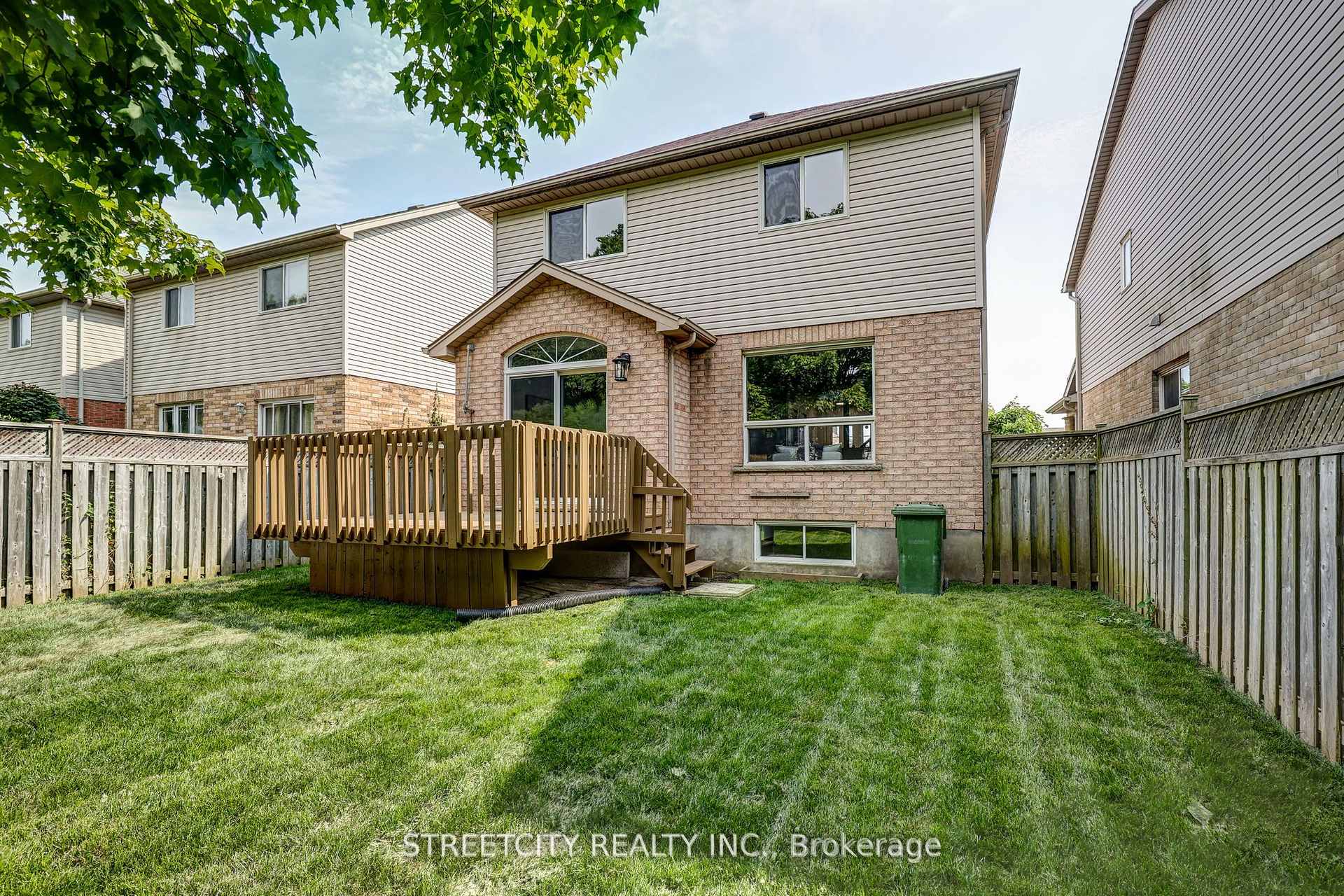 Photo 41 of 25 Axford Parkway, St. Thomas — HOMEH