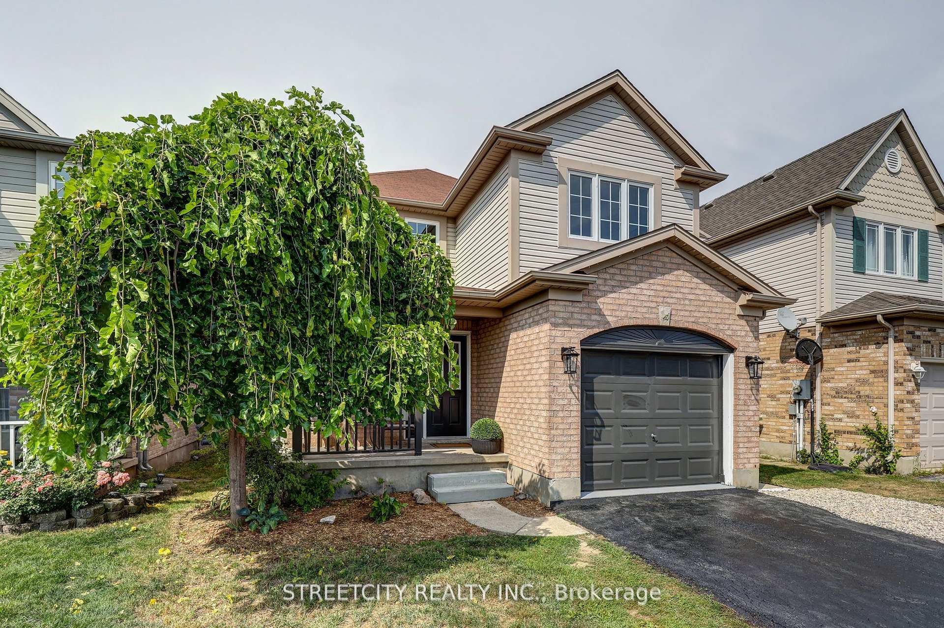 Photo 44 of 25 Axford Parkway, St. Thomas — HOMEH
