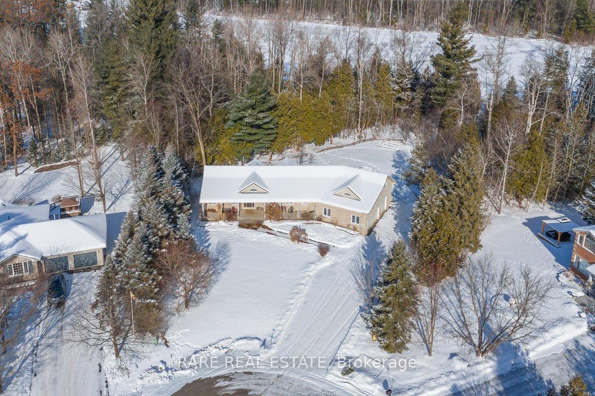 Photo 2 of 47 Parr Boulevard, Springwater, Rural Springwater — HOMEH