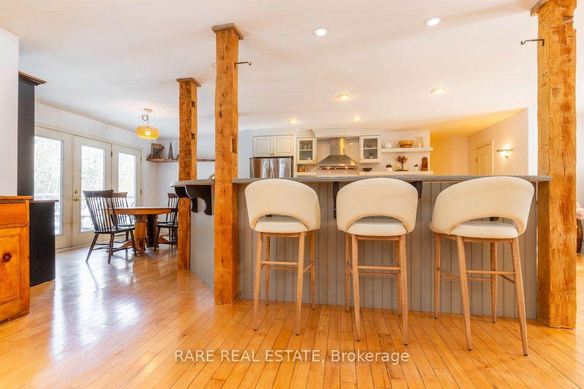 Photo 7 of 47 Parr Boulevard, Springwater, Rural Springwater — HOMEH