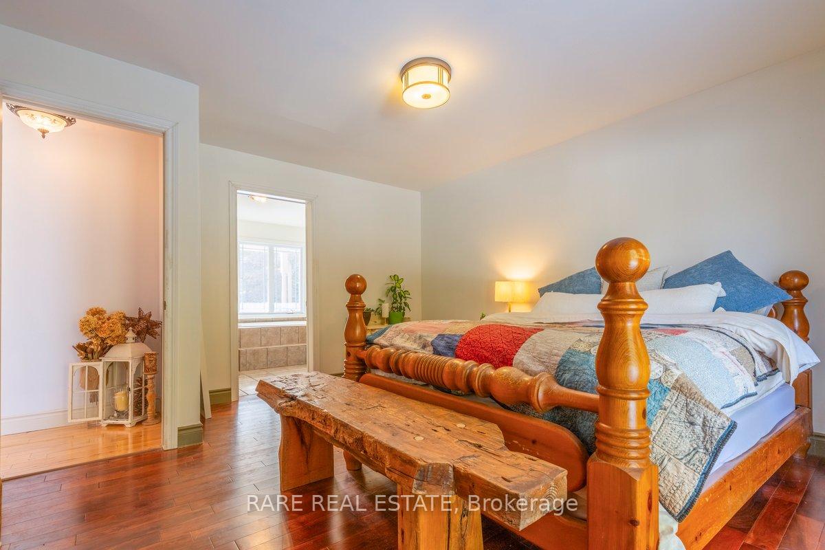 Photo 19 of 47 Parr Boulevard, Springwater, Rural Springwater — HOMEH