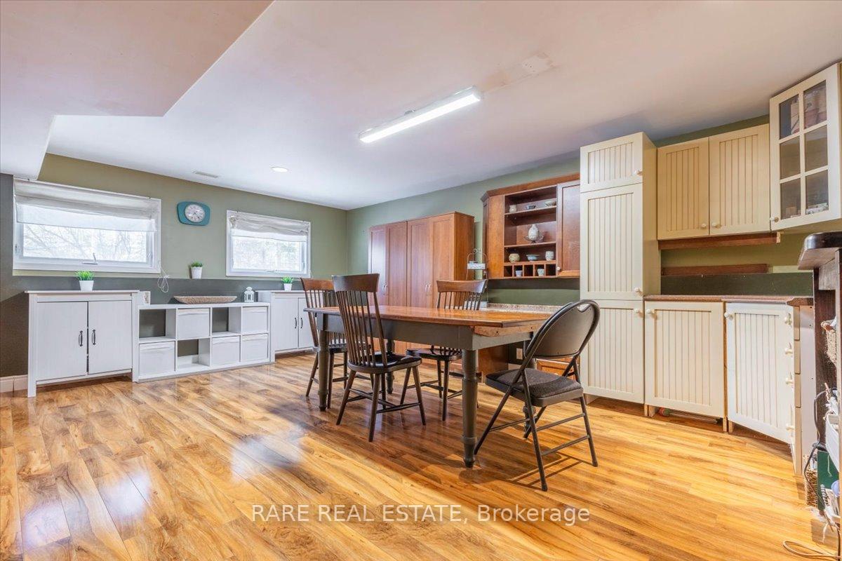 Photo 25 of 47 Parr Boulevard, Springwater, Rural Springwater — HOMEH