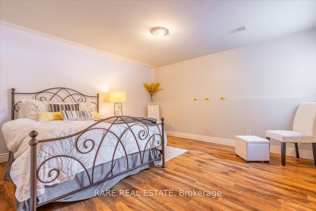 Photo 28 of 47 Parr Boulevard, Springwater, Rural Springwater — HOMEH