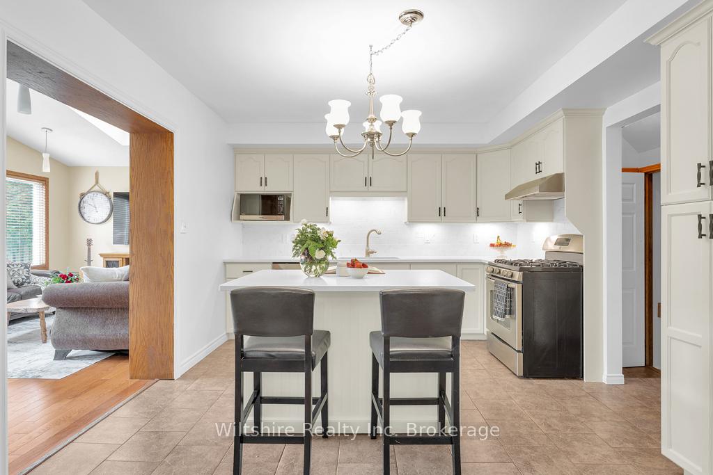 Photo 11 of 38 Cavanaugh Crescent, St. Thomas — HOMEH