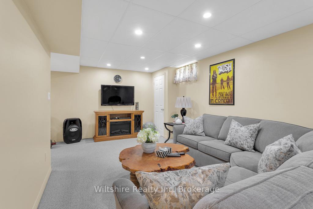 Photo 23 of 38 Cavanaugh Crescent, St. Thomas — HOMEH
