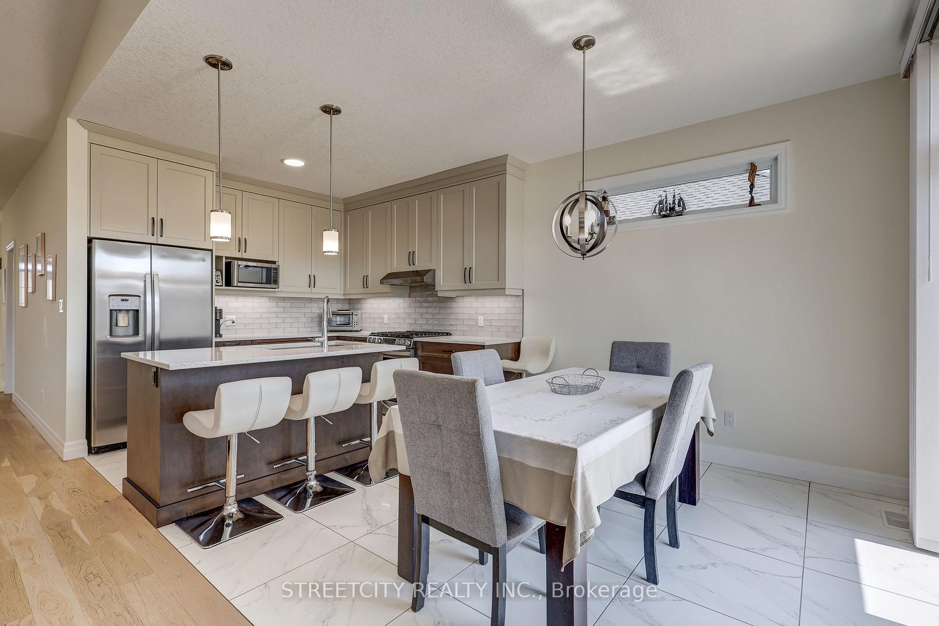 Photo 18 of 70 Acorn Trail, St. Thomas — HOMEH